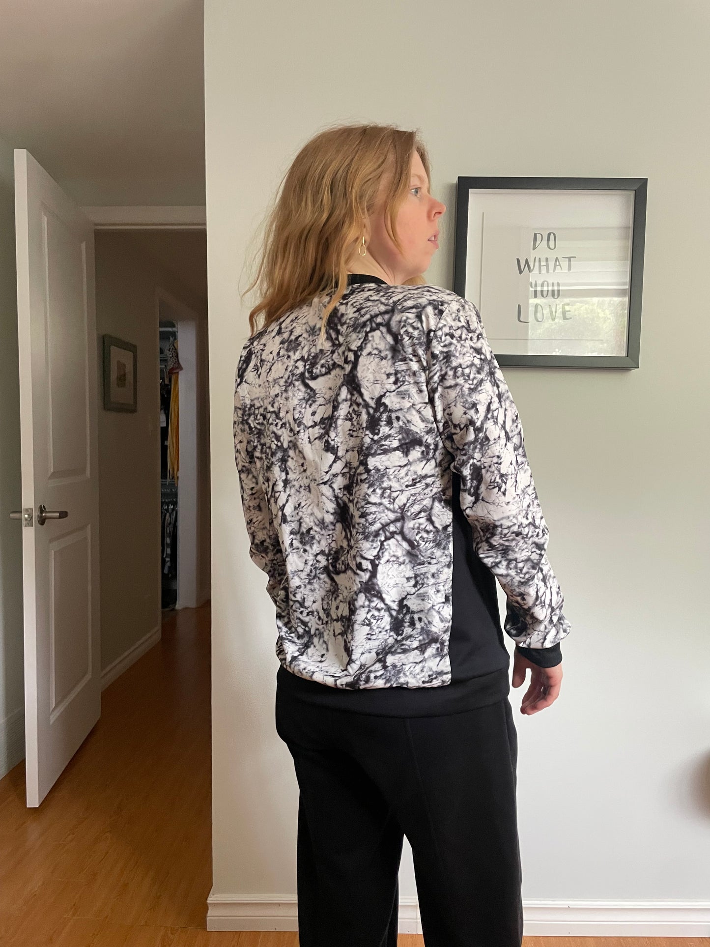 Zakti Black & White Marble Print Bomber Jacket - US 8 / Medium