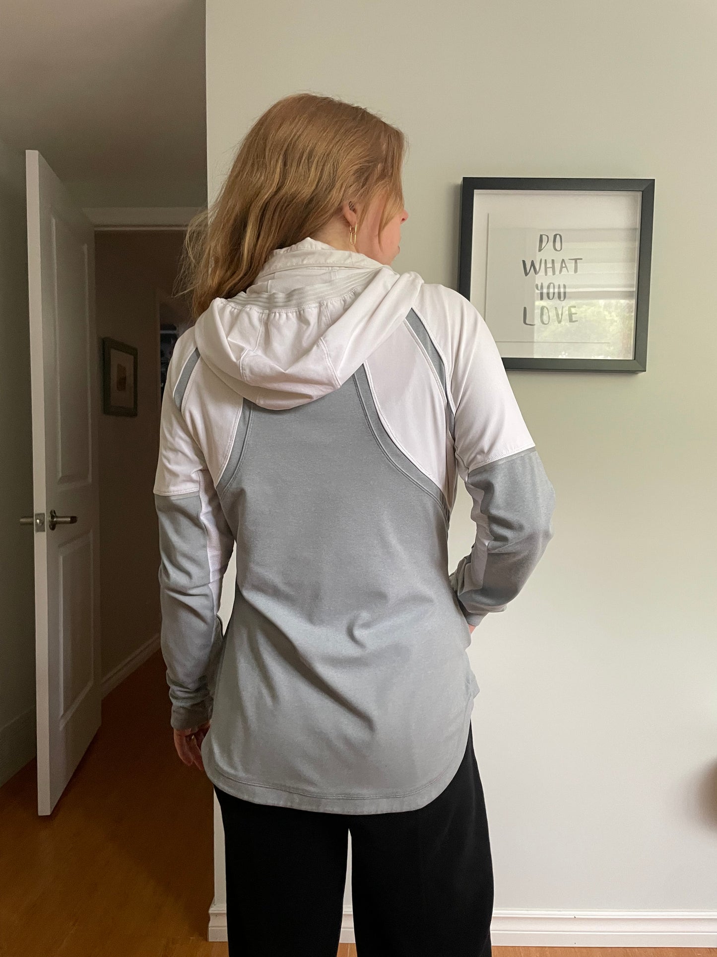 Athleta Cream & Grey Performance Zip-Up Hooded Jacket – Size Medium
