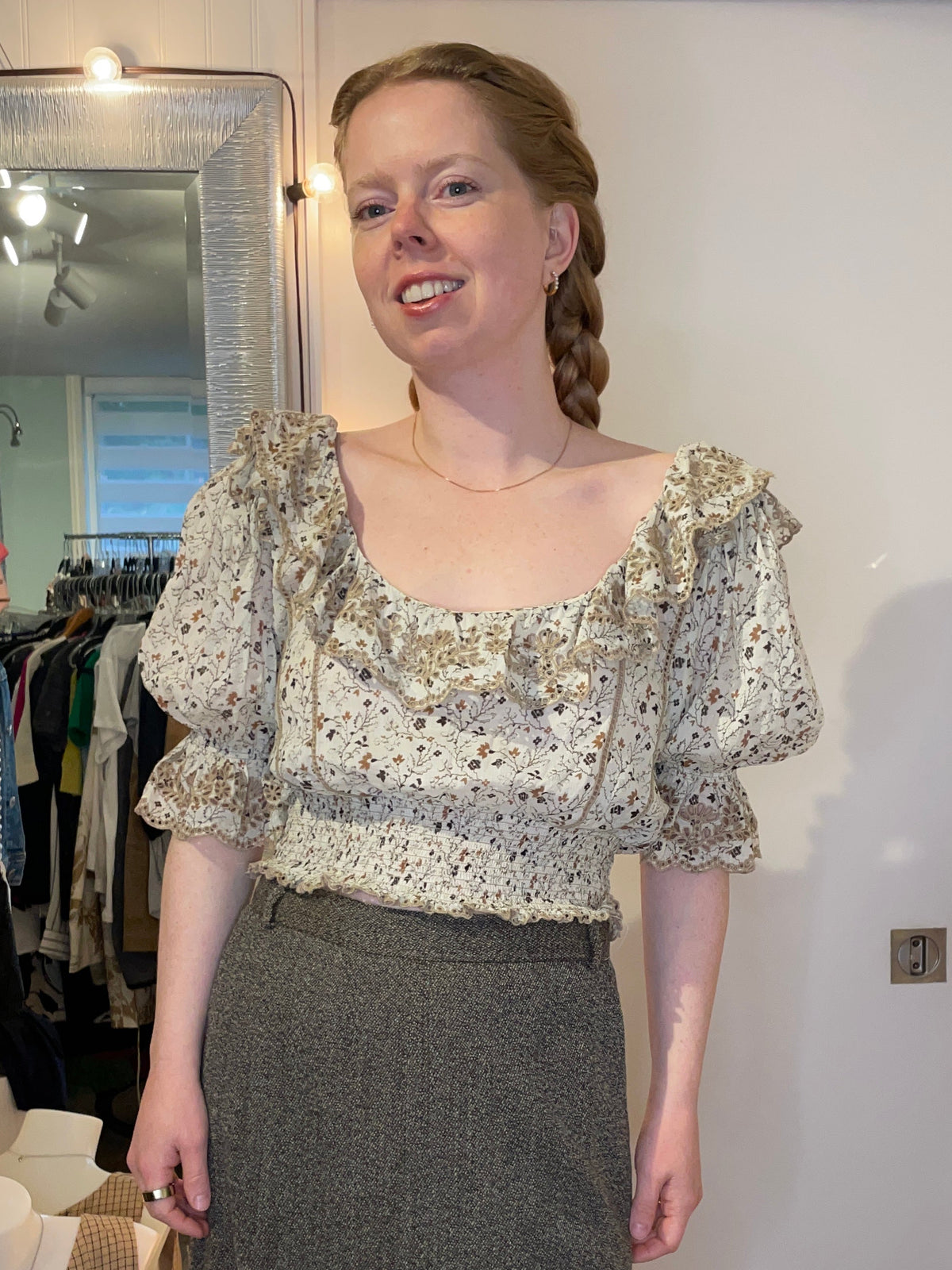 Sunday Best Cream Floral Organic Cotton Smocked Puff-Sleeve Blouse – Large