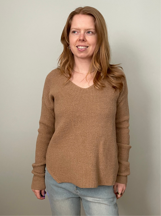 Wilfred Free Camel 100% Merino Wool Waffle Knit Sweater - Medium