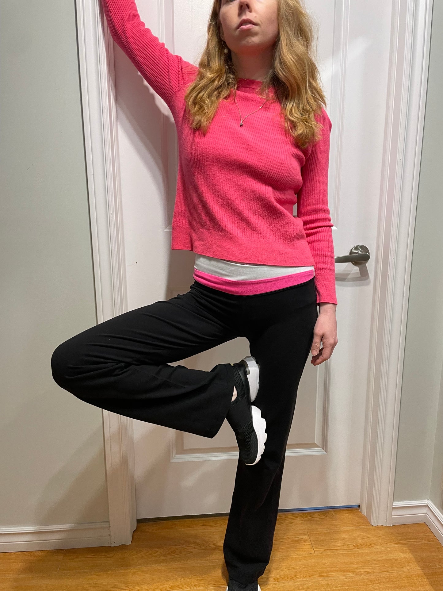 Lululemon Black Bootcut Pants with Contrast Pink Waistband – Size 6