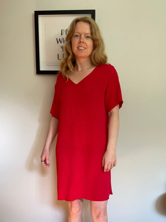 Babaton Red Aaron V-Neck Shift Dress – XS/S/M
