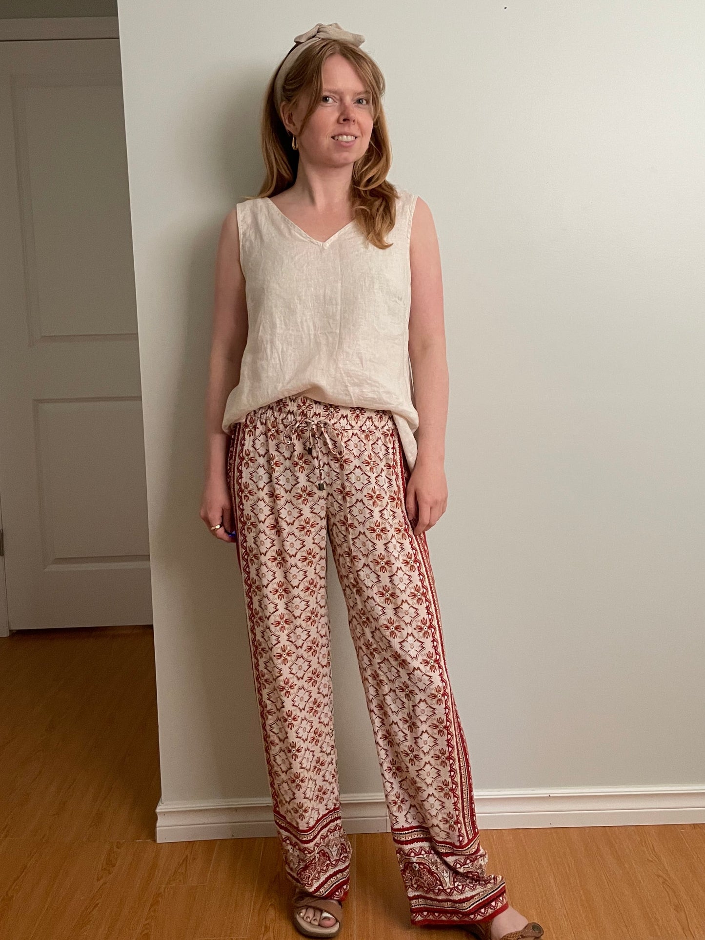 Lucy & Laurel Red Printed Boho Rayon Pants – Size Medium