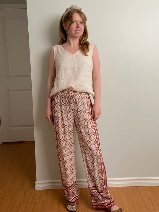 Lucy & Laurel Red Printed Boho Rayon Pants – Size Medium