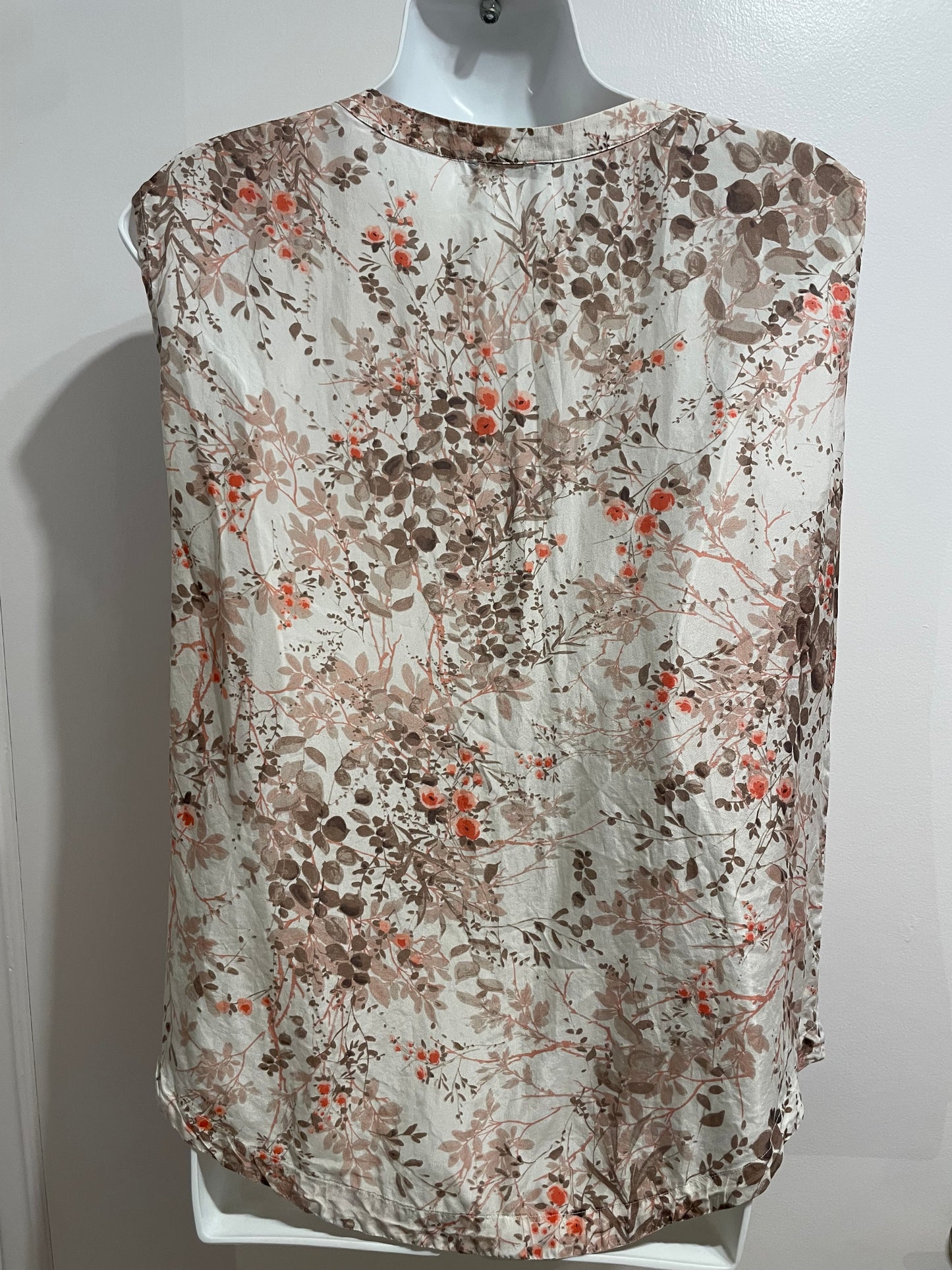 Massimo Dutti Cream Floral 100% Silk Sleeveless Button Front Blouse - Medium