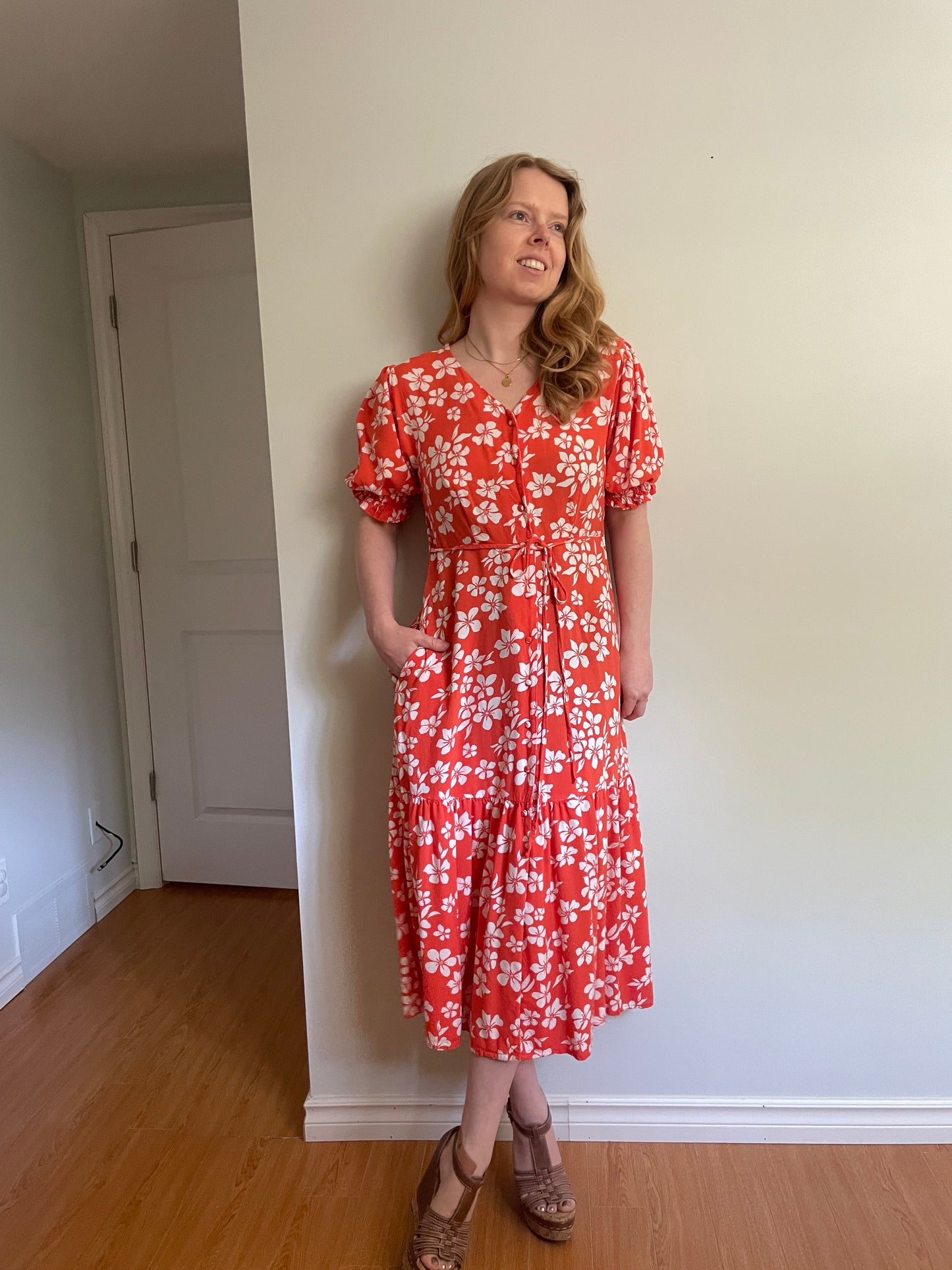 Maxcares Coral Tropical Floral Button Front Midi Dress - Large