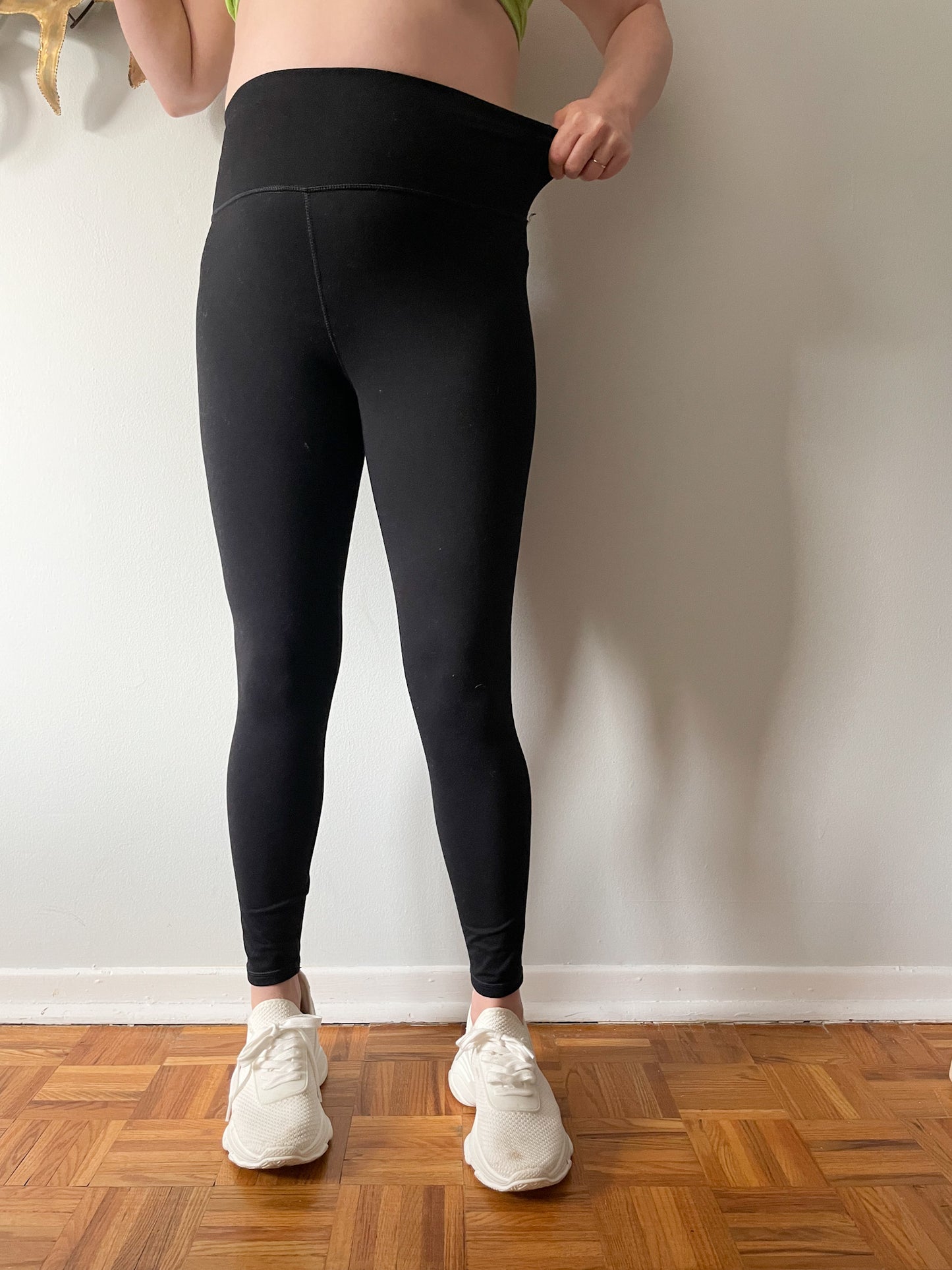 Fabletics Define PowerHold® Black High-Waisted Leggings - S/M