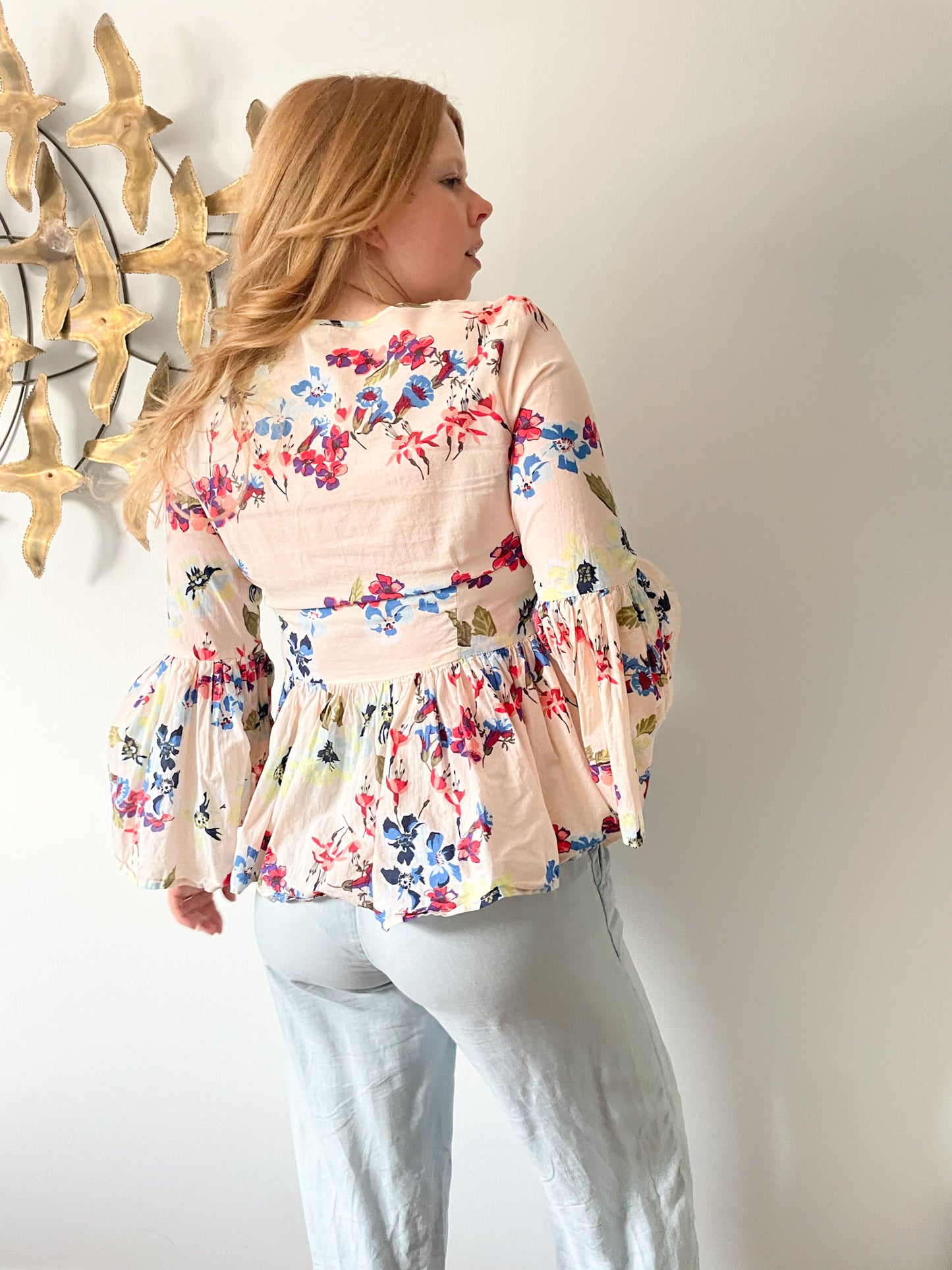 Jane & Delancey Blush Floral 100% Cotton Bell Sleeve Babydoll Peplum Ruffle Top - S/M