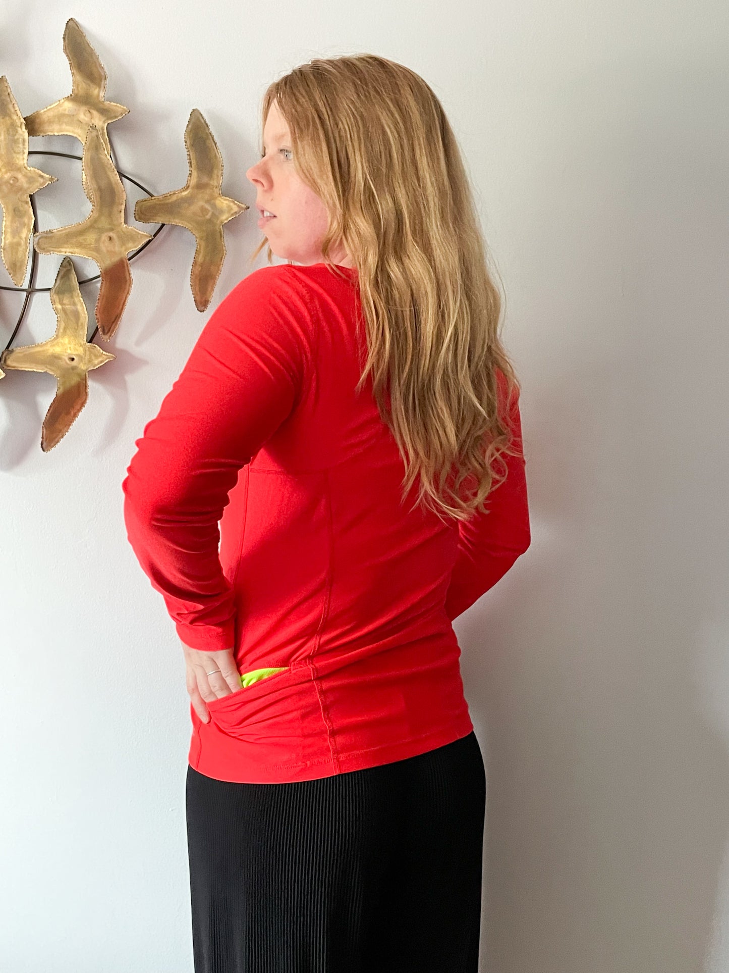 Running Room Red Fit Wear Long Sleeve Reflective Workout Top - Large