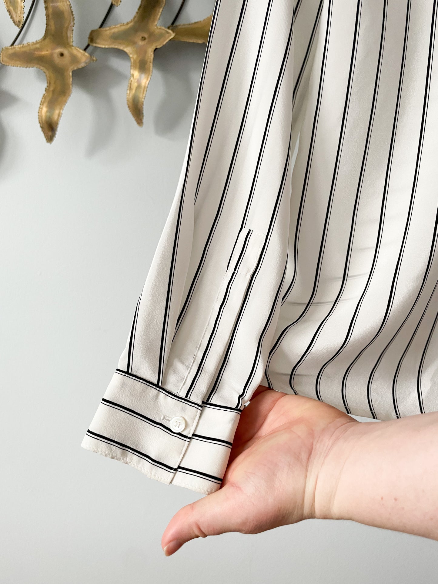 Judith & Charles Black White Stripe 100% Silk Long Sleeve Blouse Top - Size 0