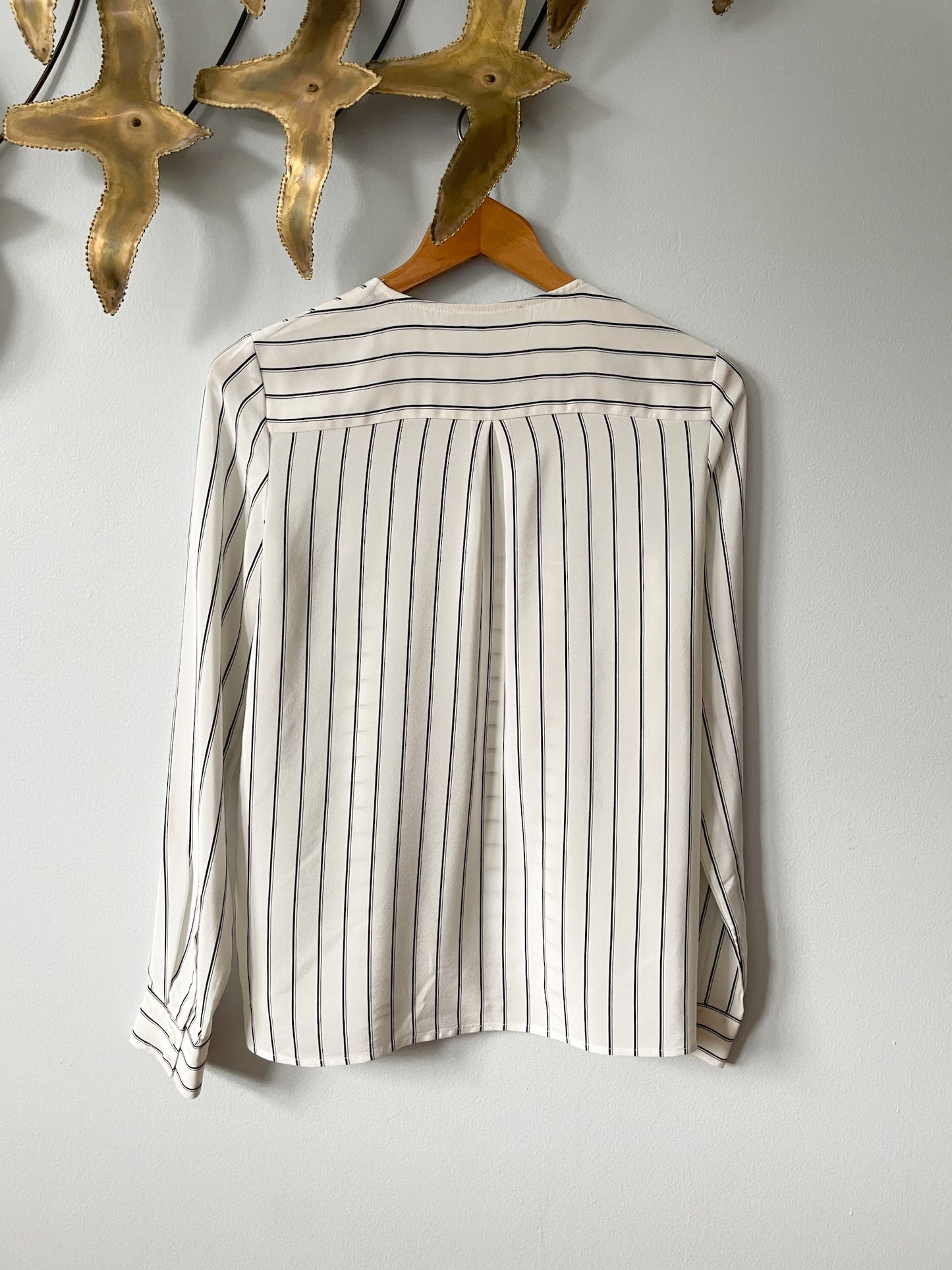 Judith & Charles Black White Stripe 100% Silk Long Sleeve Blouse Top - Size 0