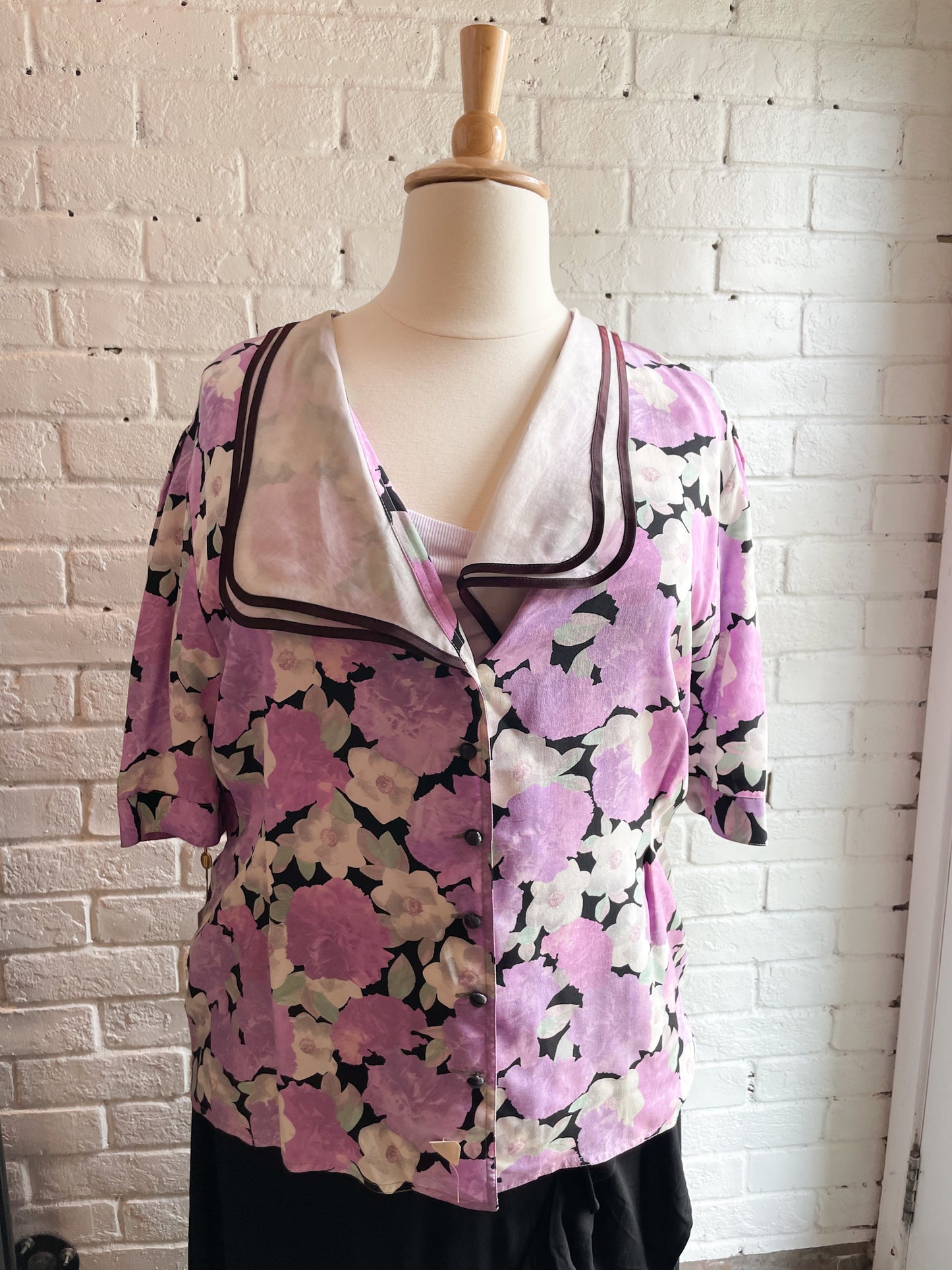 TT DUE T Vintage 100% Silk Lilac Floral Patterned Button Up Mid Sleeve Shirt NWT - Size 3XL