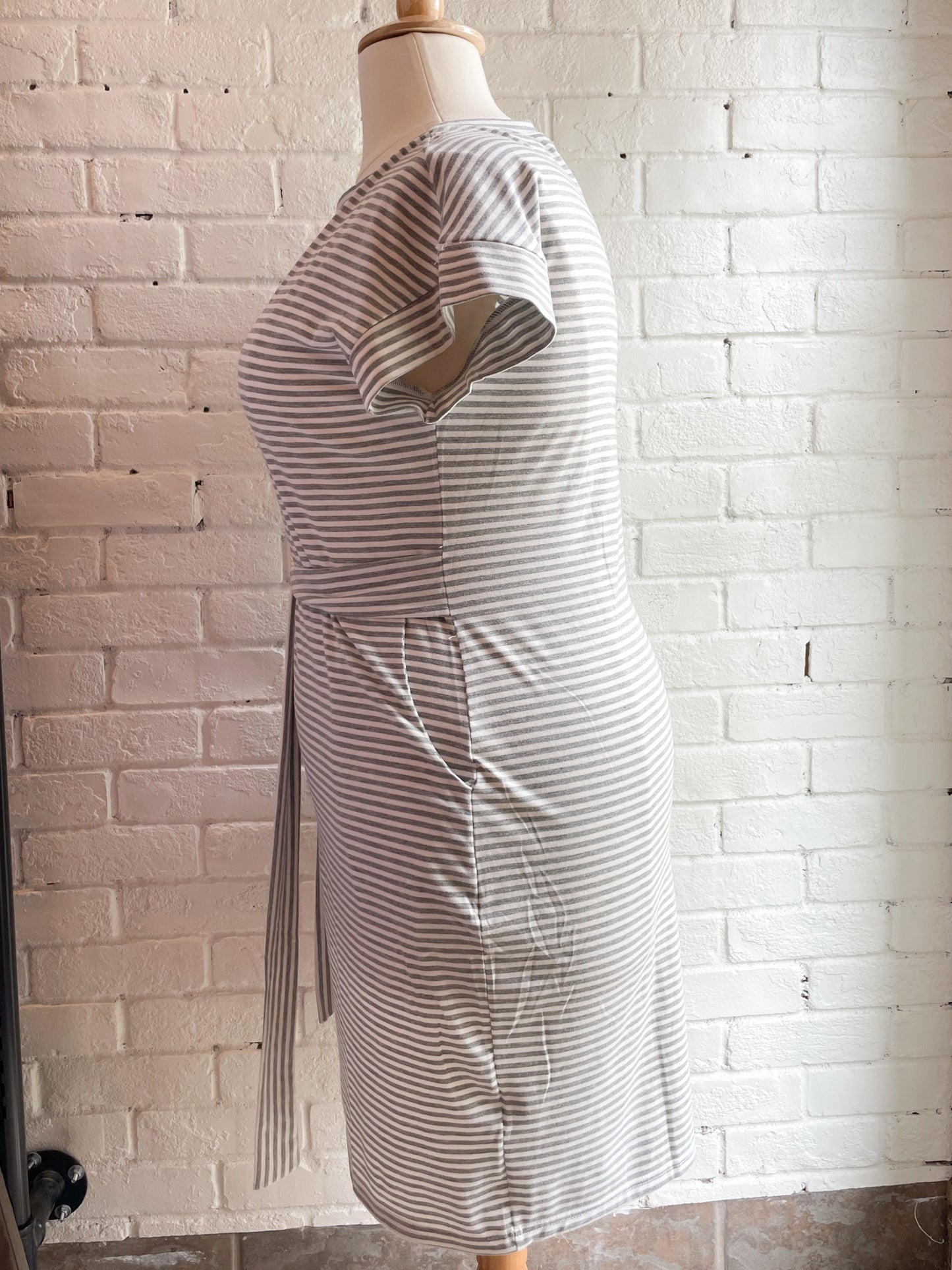 Meerokitty Grey and White Striped Waist Tie Dress NWT - XL