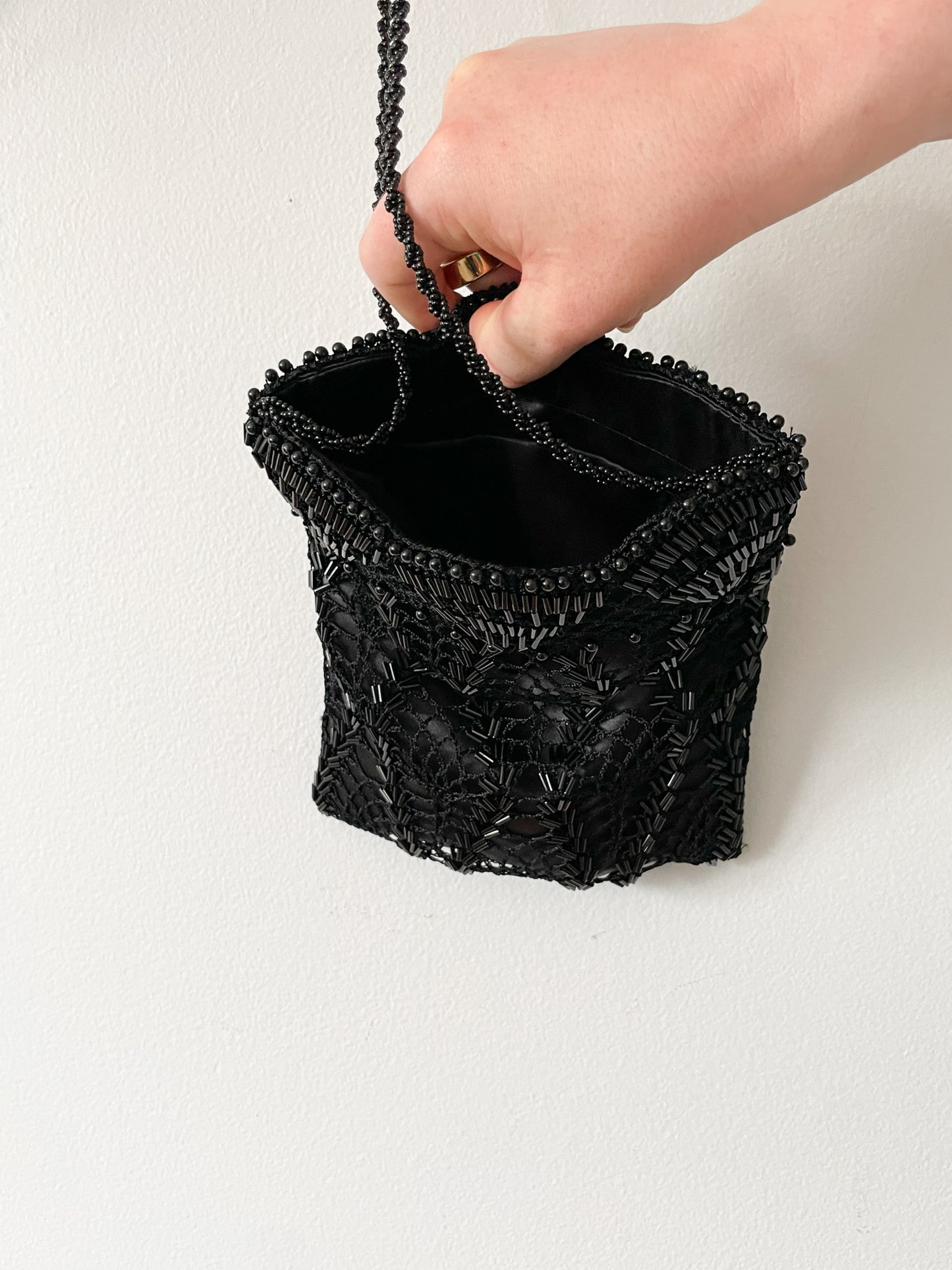 Black Beaded Scalloped Top Evening Shoulder Bag