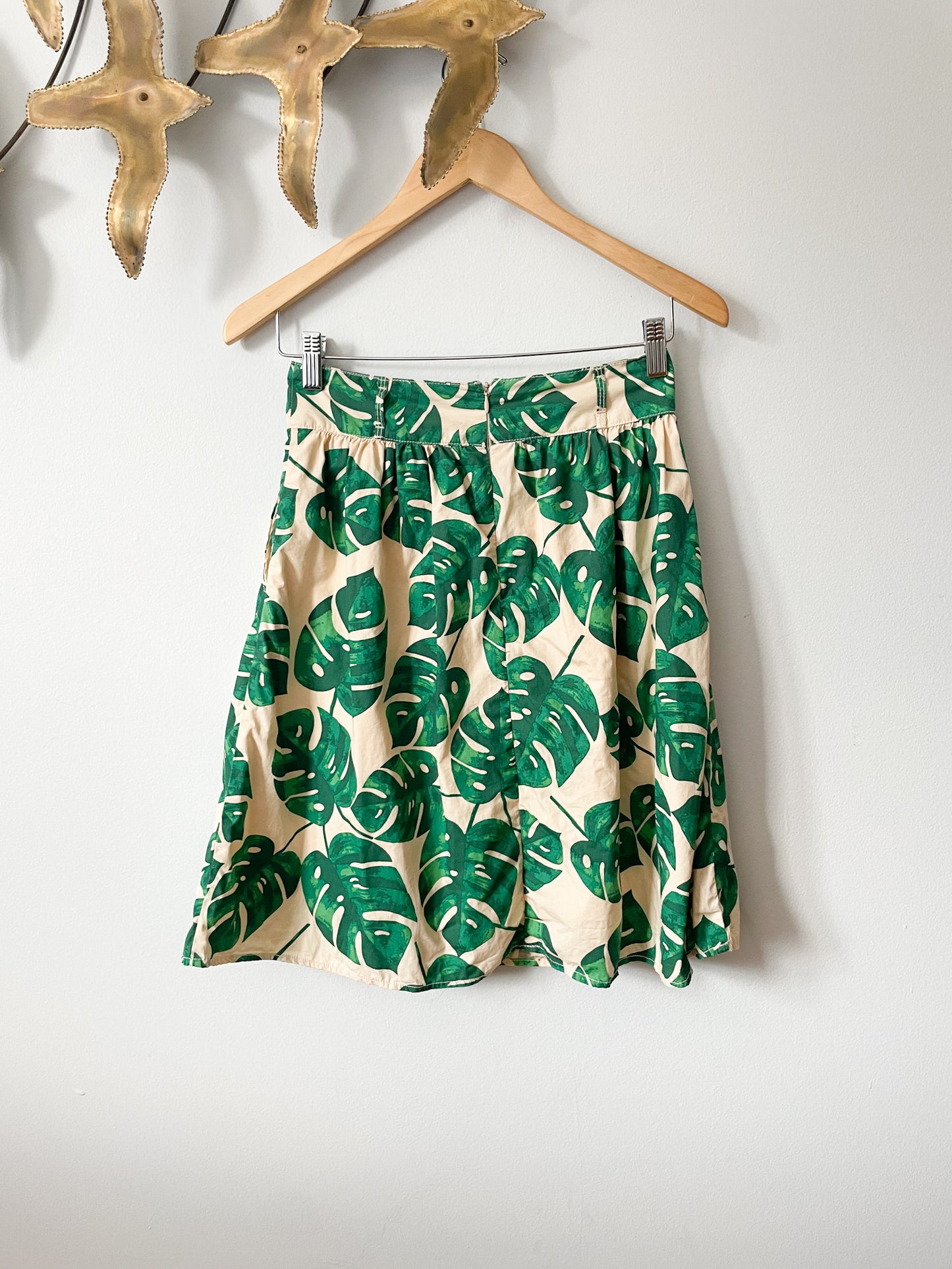 Vero Moda Green Monstera Plant Print Cotton Knee Length Skirt - Small