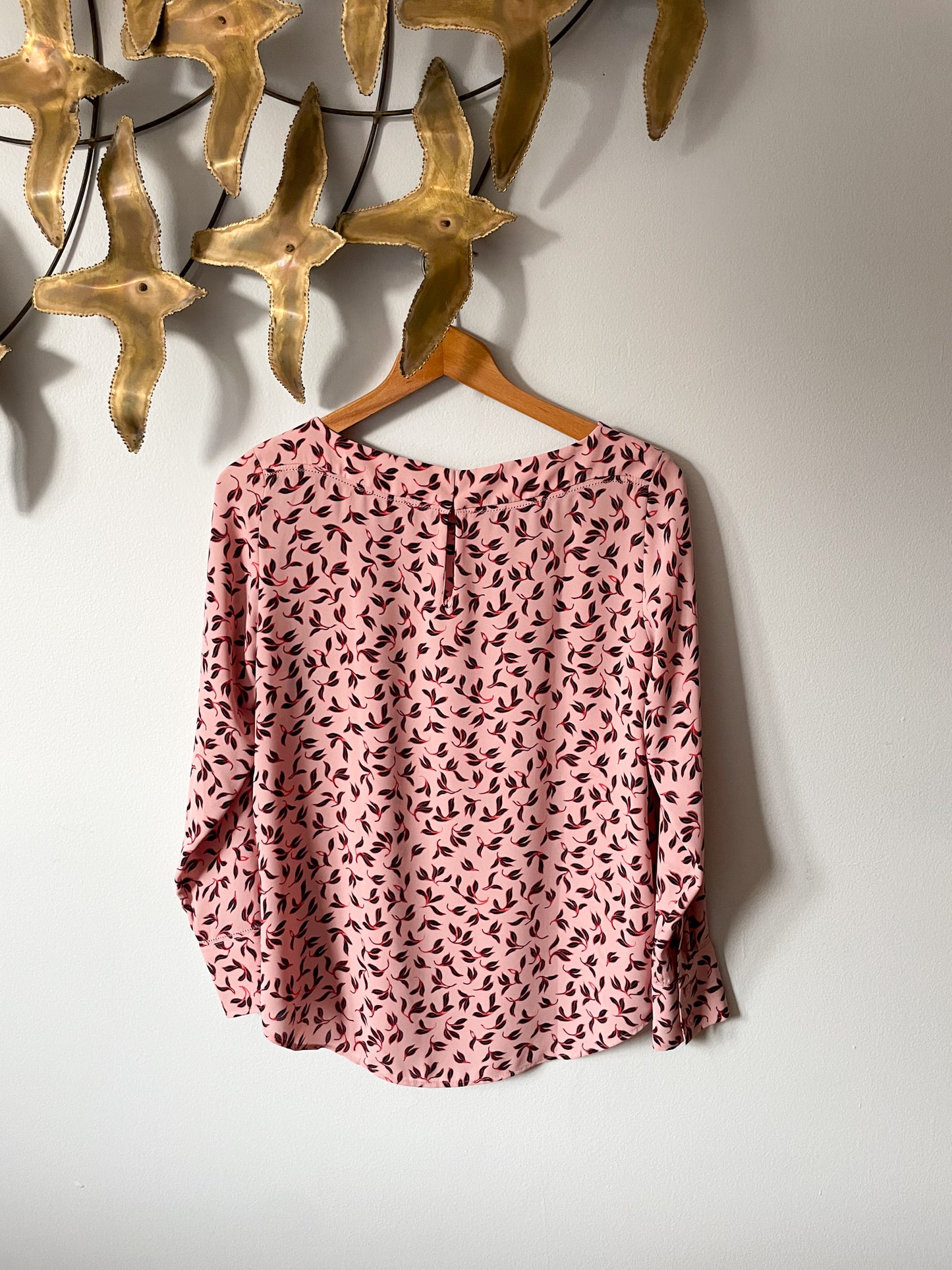 Ann Taylor Pink Leaf Print Long Sleeve Top - Small Petite