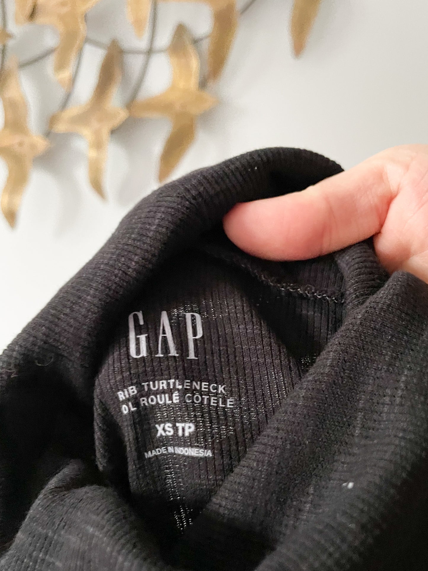 GAP Black Rib Turtleneck Sweater NWT - XS/S