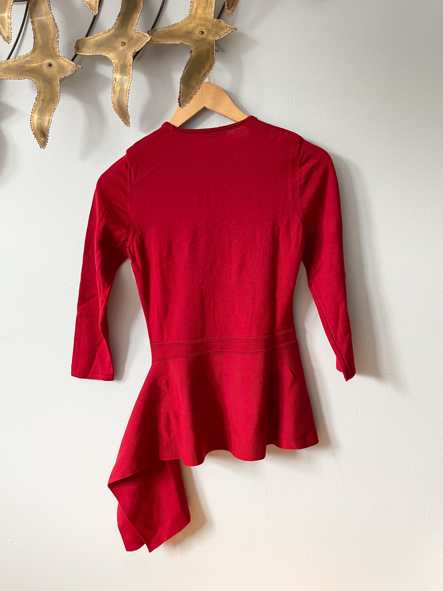 Carolina Herrera Red 100% Wool Asymmetrical Peplum 3/4 Sleeve Sweater Top - XS