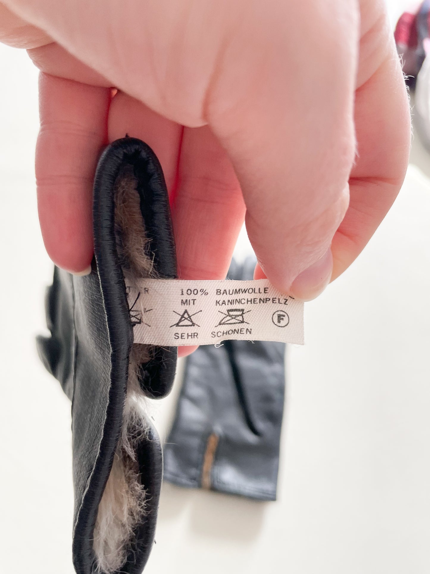 Black Genuine Leather Fur Lined Gloves With Weaving Detail