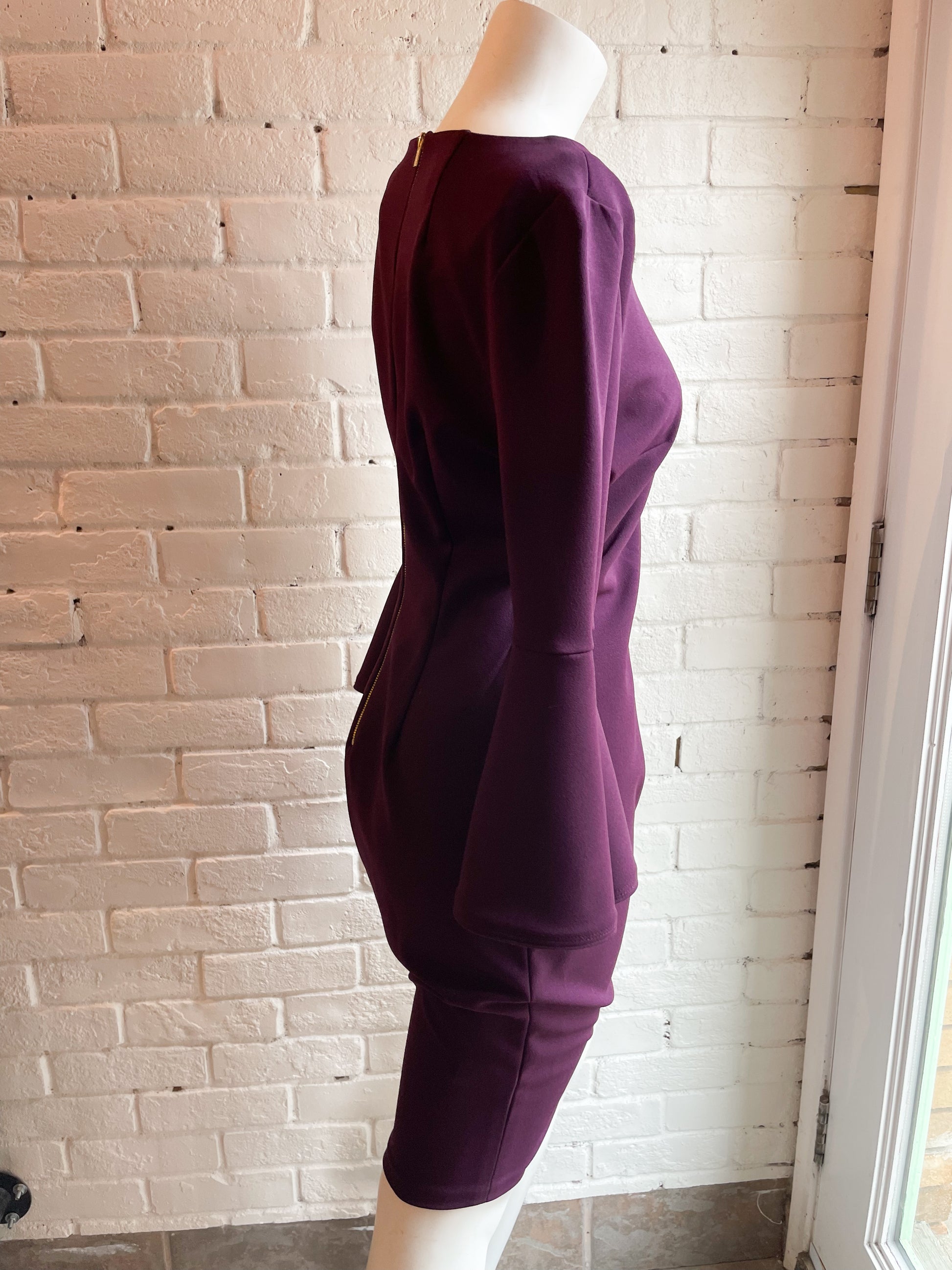 Calvin Klein Deep Purple Bell 3/4 Sleeve Sheath Dress - Size 2 Le Prix Fashion & Consulting Calvin Klein Deep Purple Bell 3/4 Sleeve Sheath Dress - Size 2 Le Prix Fashion & Consulting