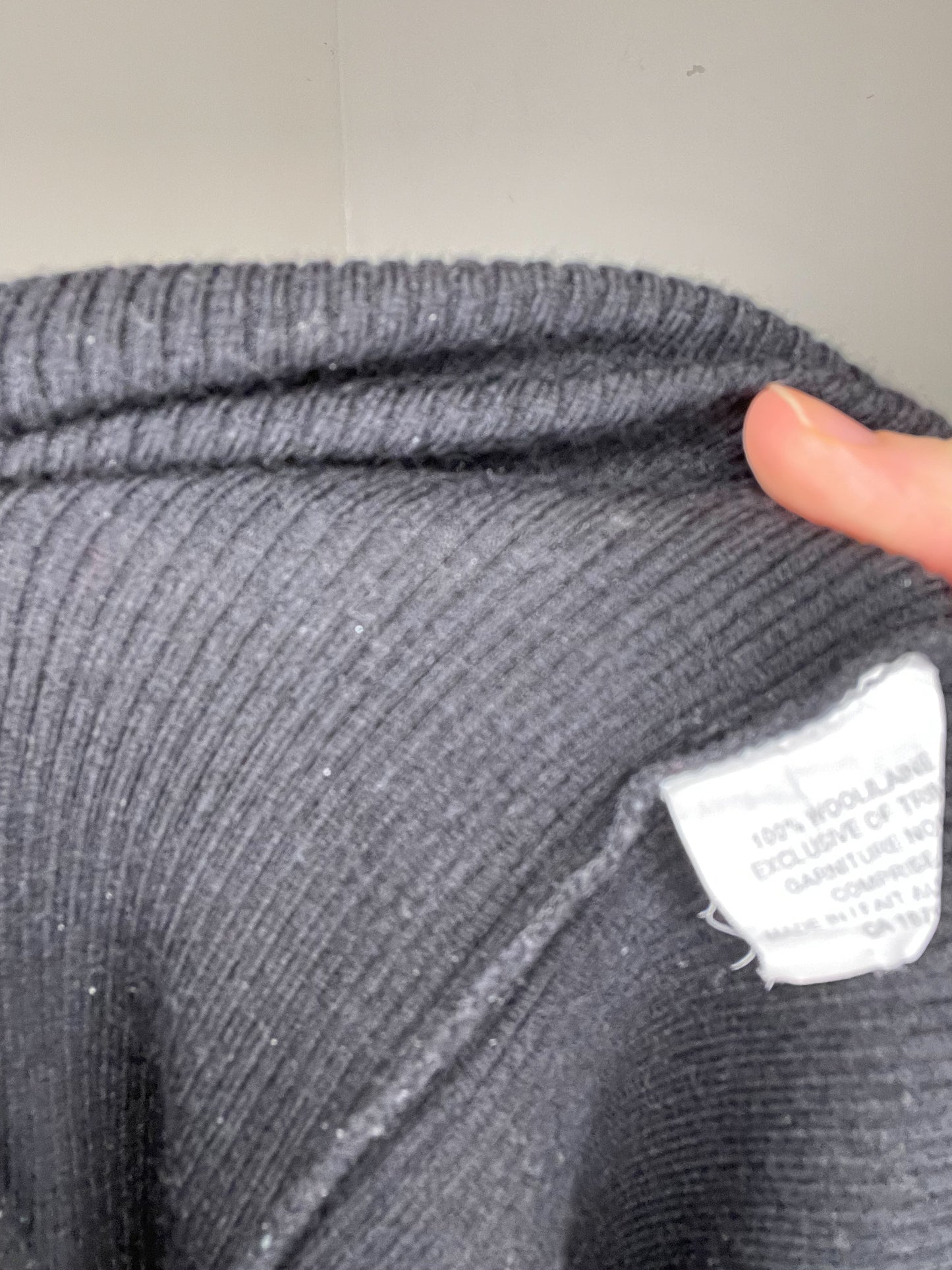 Lida Baday Black 100% Wool Long Sleeve Sweater - XS/S