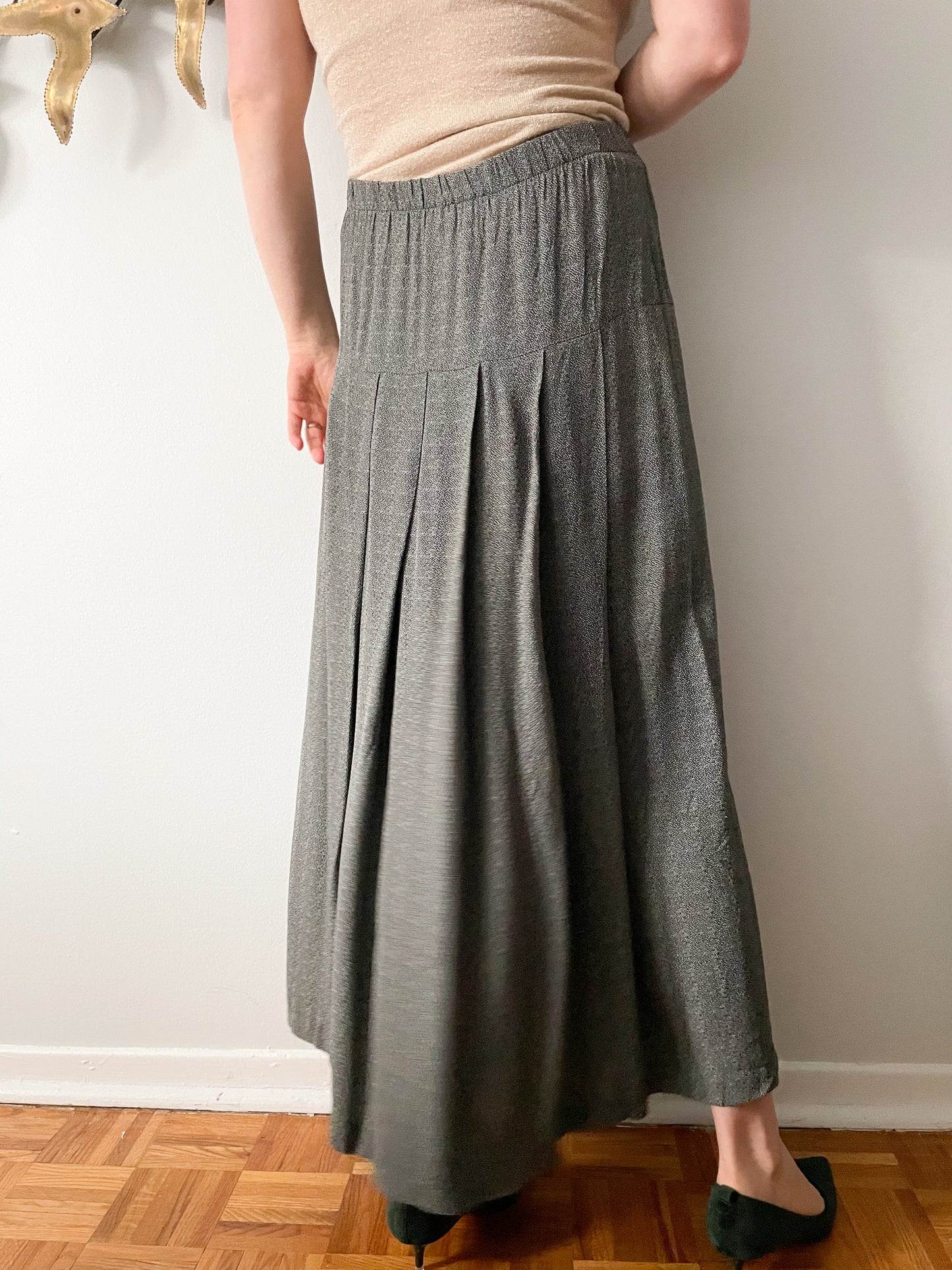 Vintage Peter Nygard Grey Drop Waist Pleated Maxi Skirt - Medium