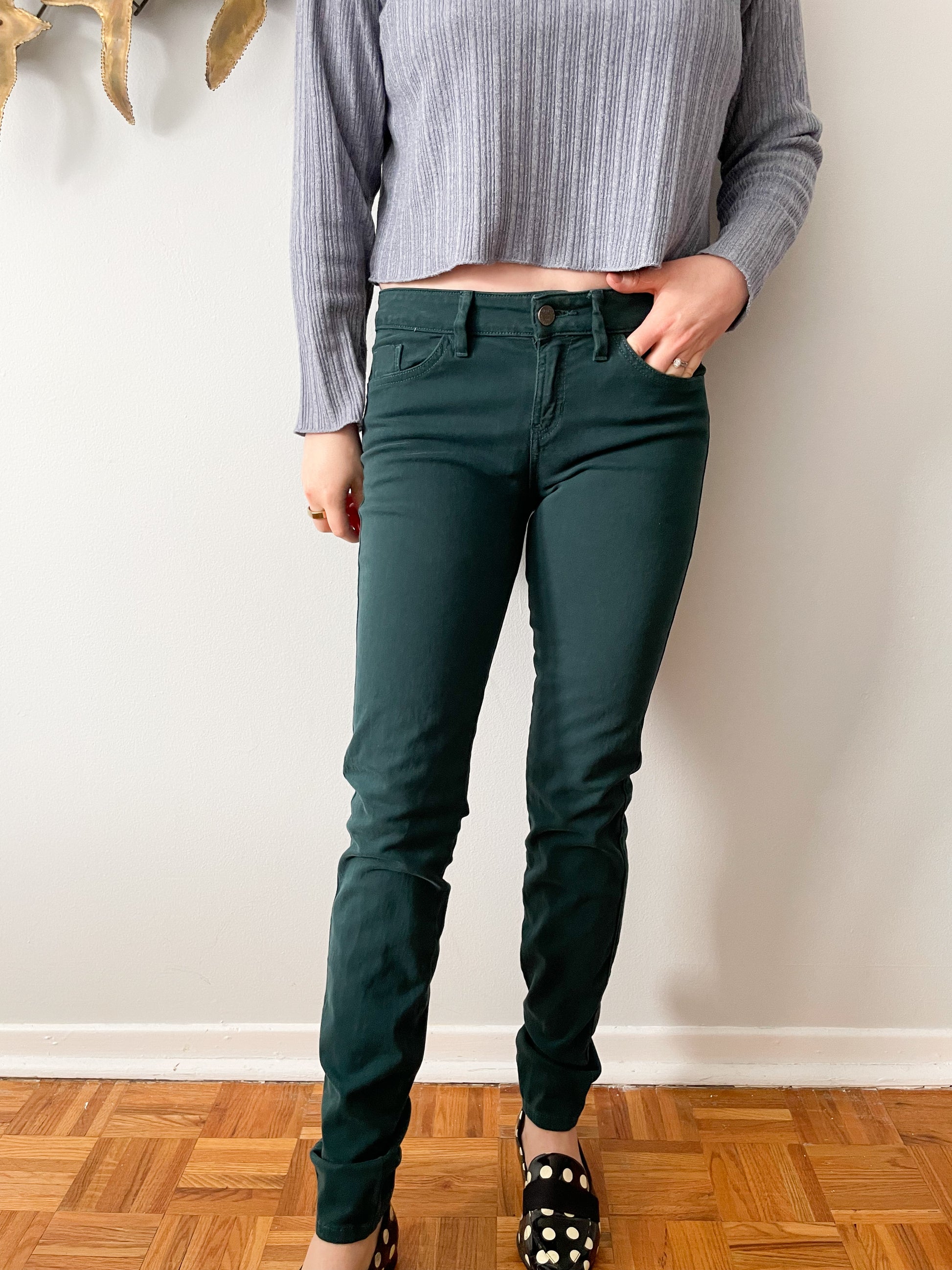 GUESS Deep Teal Brittney Skinny Jeans - Size 28 – Le Prix Fashion &  Consulting