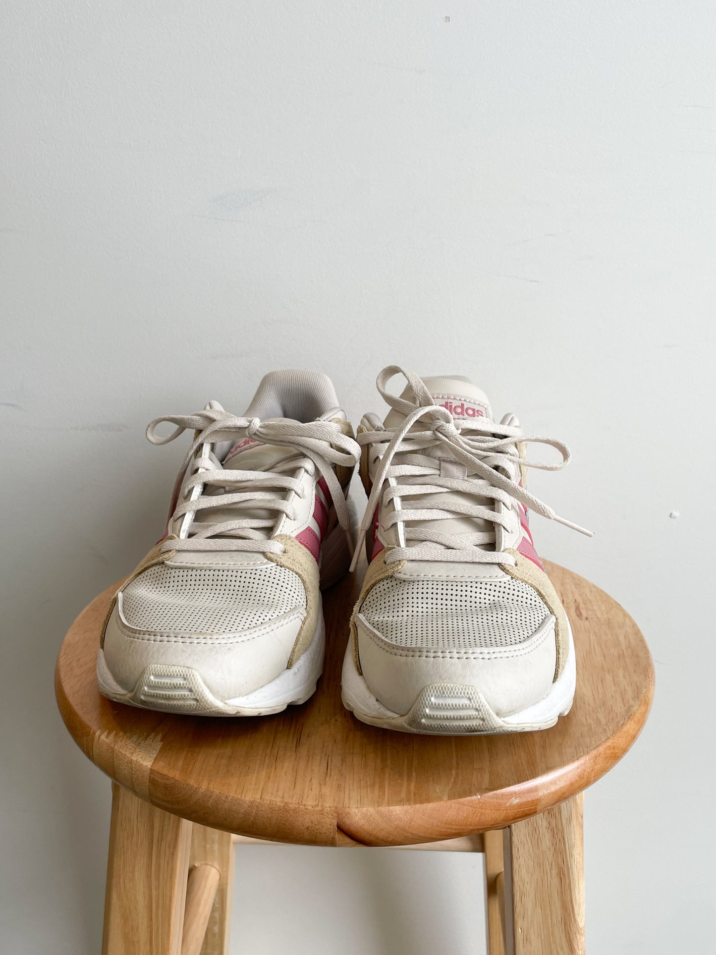 Adidas Cloudfoam Comfort Beige Pink Sneakers - Size 6.5