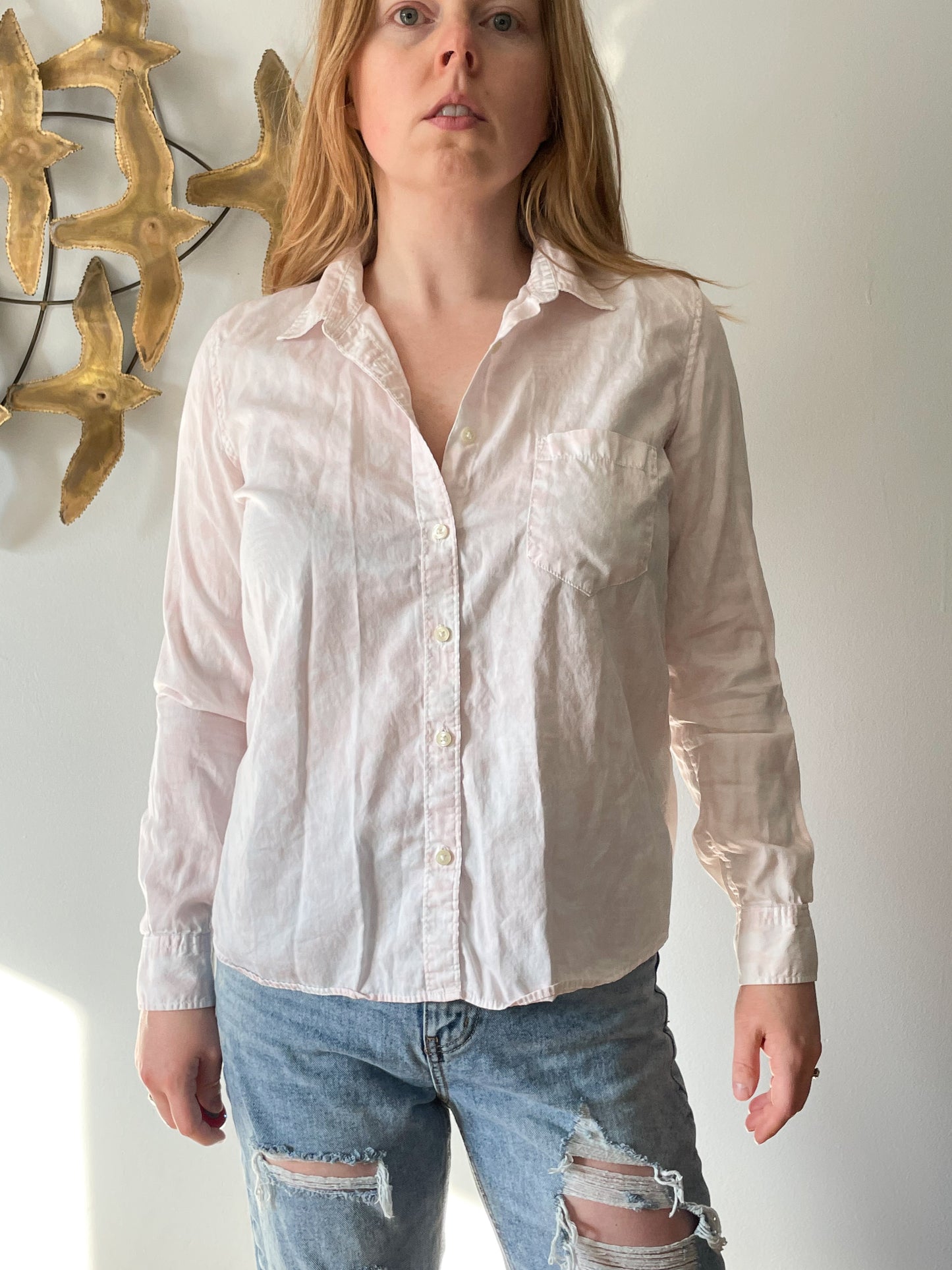 GAP Sunwashed Light Pink Tropical Print 100% Cotton Fitted Boyfriend Button Up Shirt - Medium Petite
