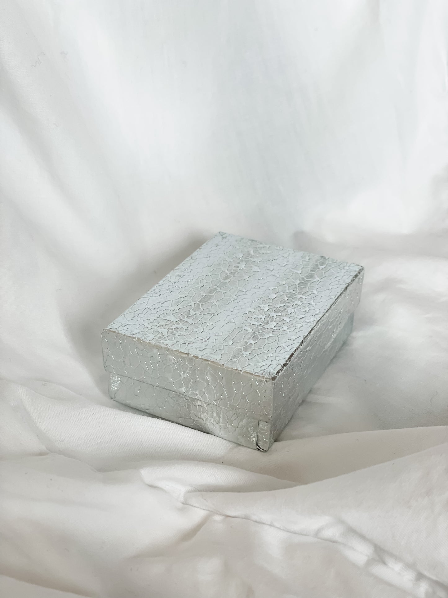 Silver Textured Small Gift Box