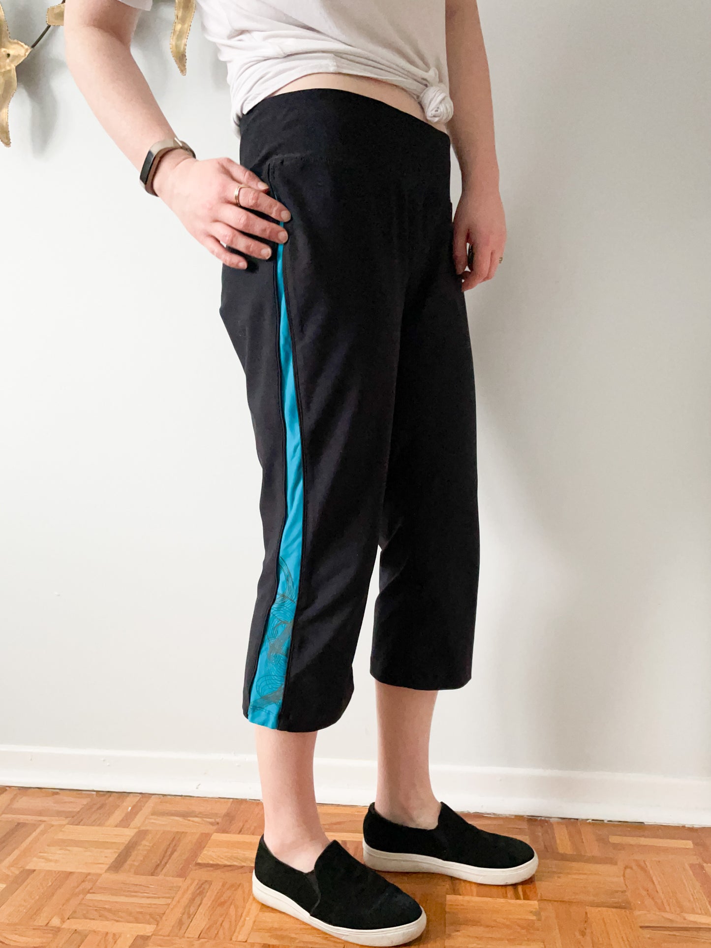 Fila Navy Blue Cropped Workout Pants - Large