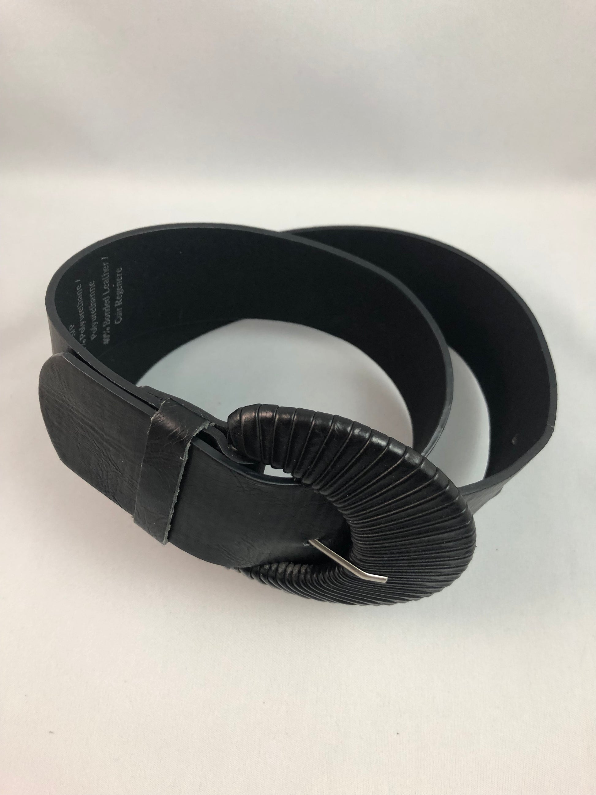 Black Clam-shell Wide Leather Belt - S - Le Prix Fashion & Consulting