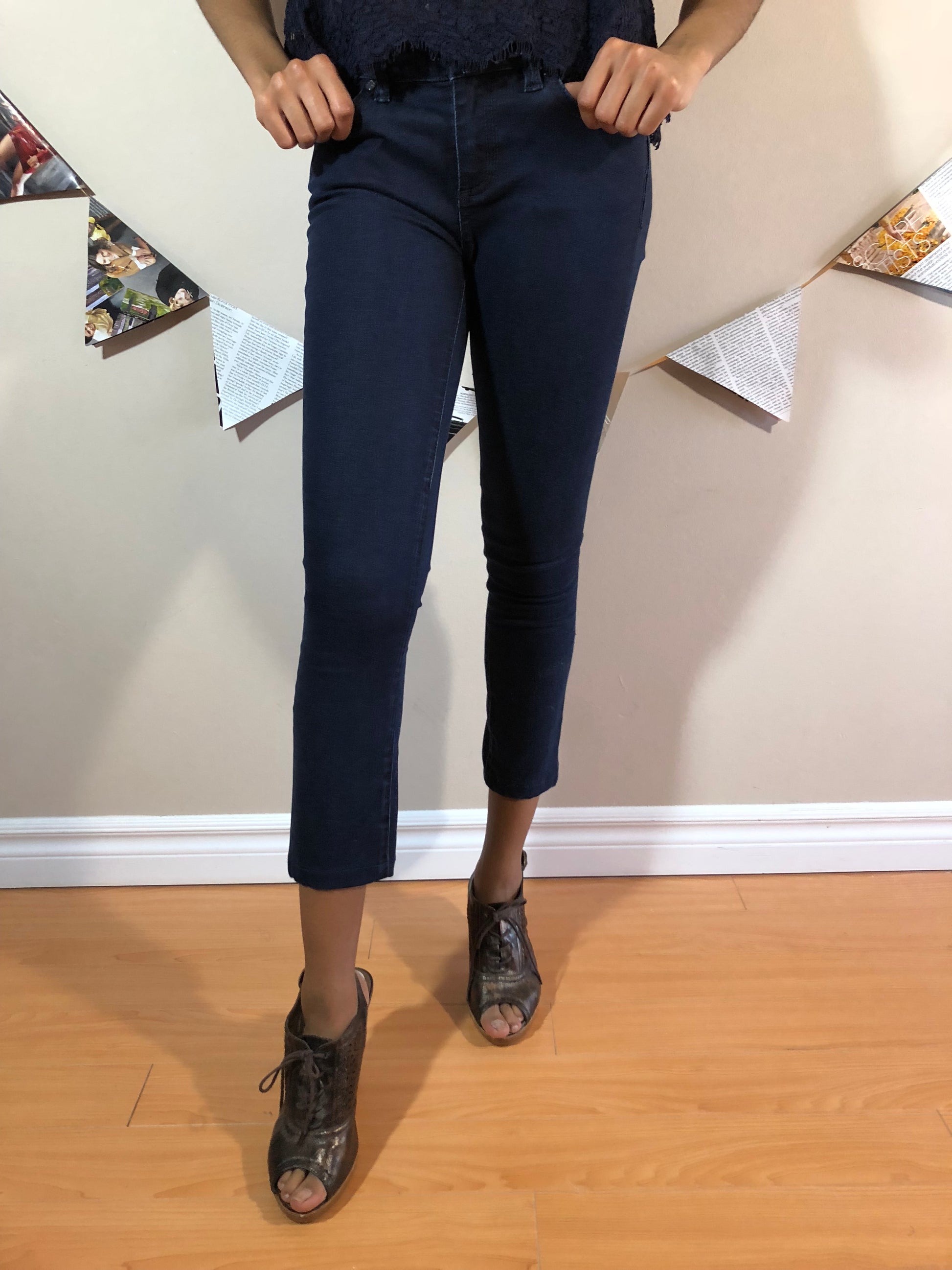 Tory Burch Mara Crop Skinny Legging Jeans - Le Prix Fashion & Consulting