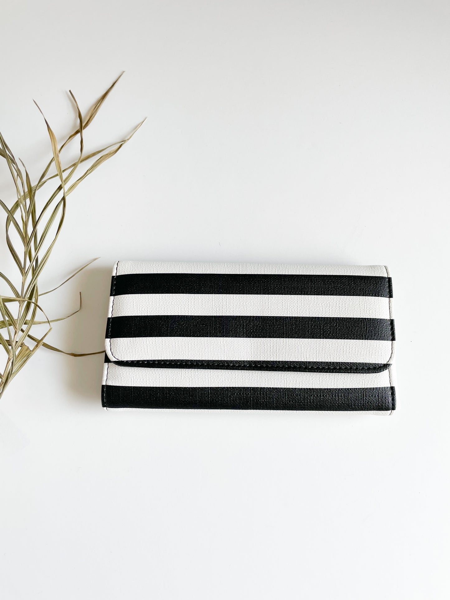 Kut From the Kloth Black White Stripe Wallet NWT