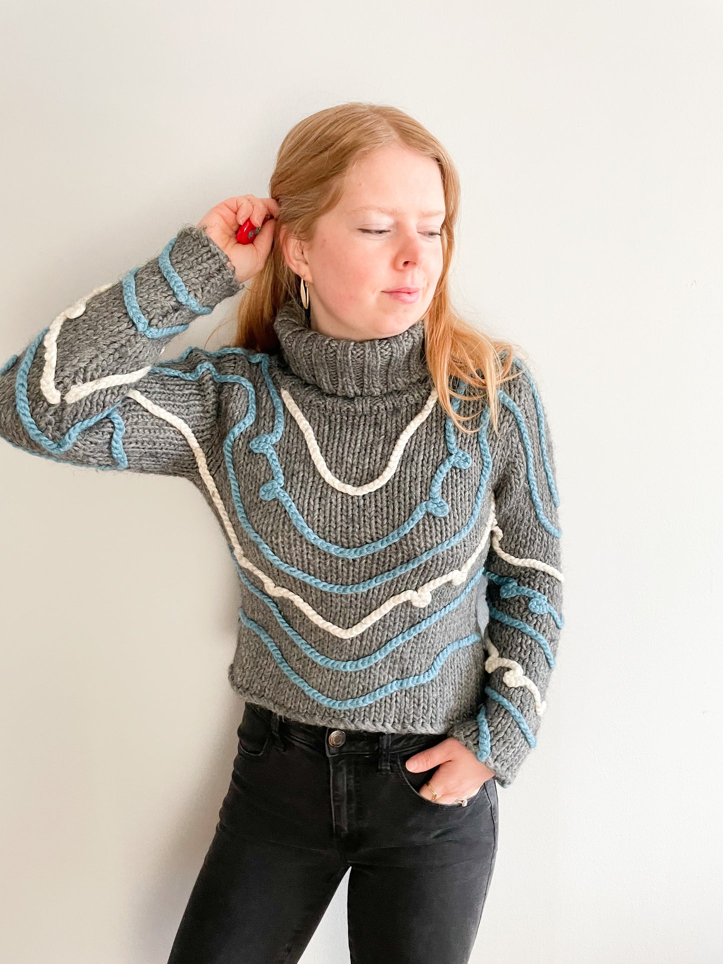 Laetitia Grey Blue White Swirl Cropped Wool Turtleneck Sweater - S/M