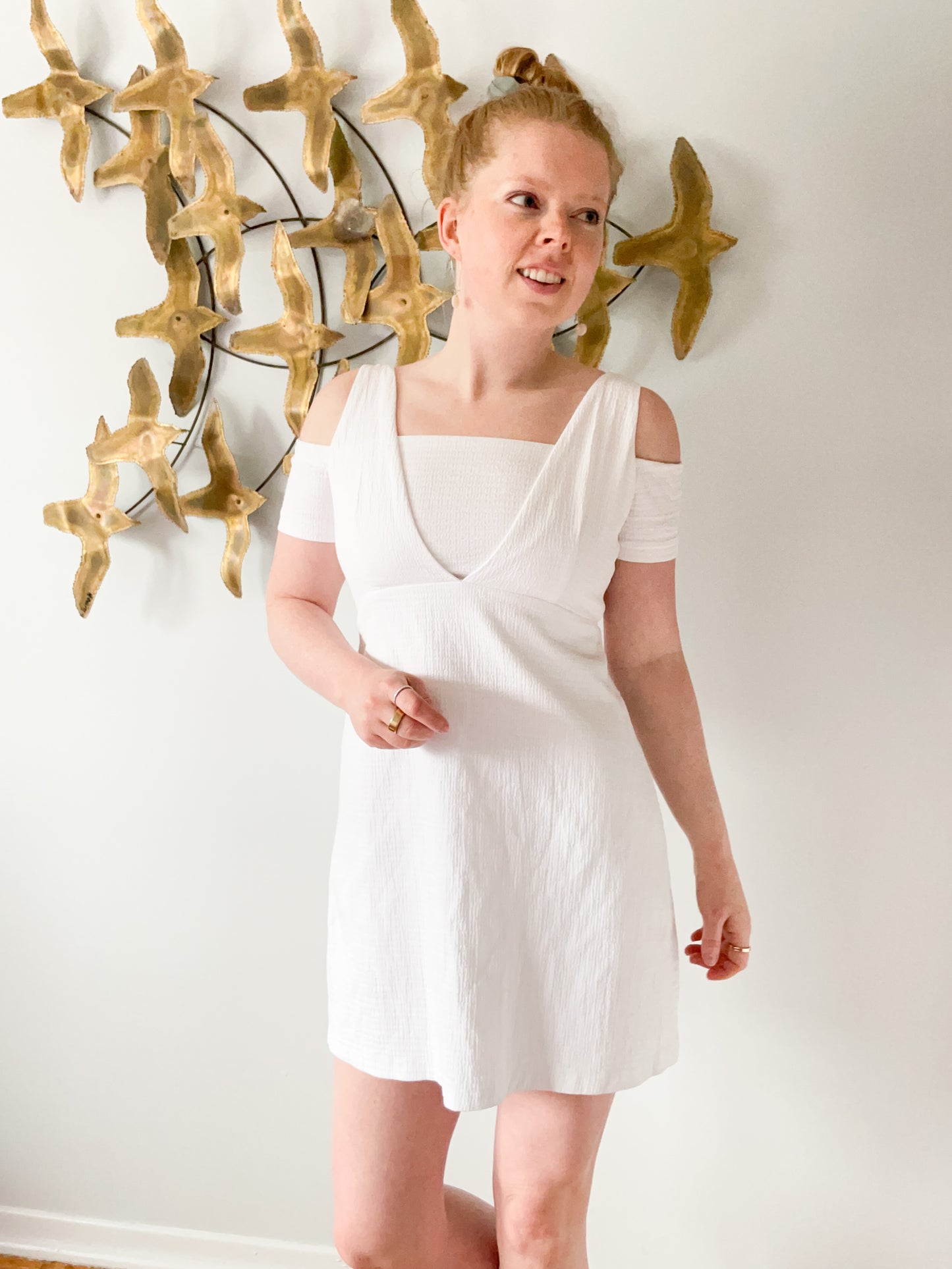 Zara White Textured Shoulder Cutout Cotton Dress - Small Le Prix Fashion & Consulting Zara White Textured Shoulder Cutout Cotton Dress - Small Le Prix Fashion & Consulting