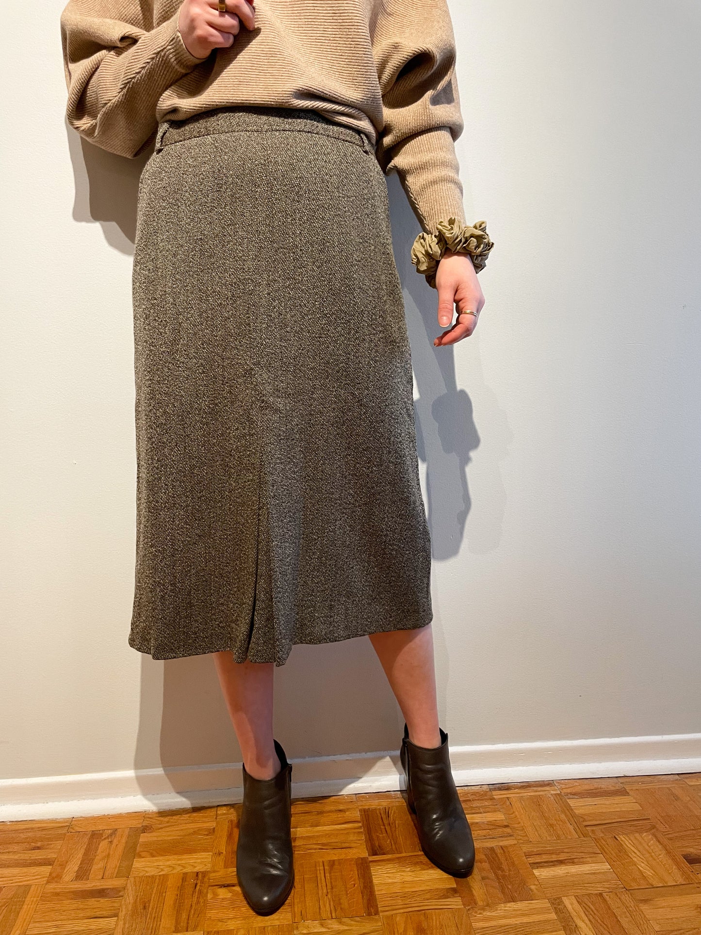 Weekend Max Mara Brown Calf Length Wool Pleated Sheath Midi Skirt - Size 10