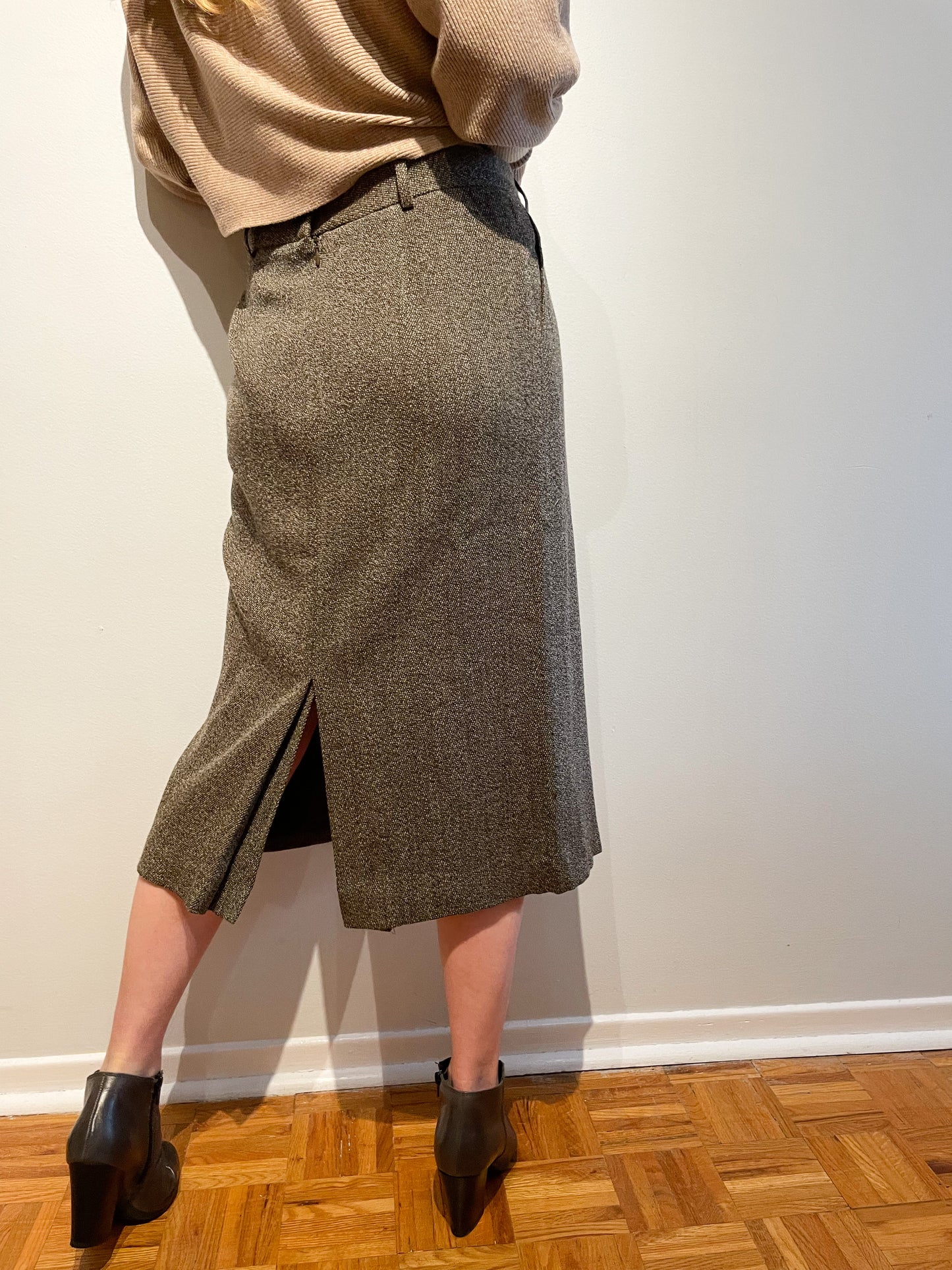 Weekend Max Mara Brown Calf Length Wool Pleated Sheath Midi Skirt - Size 10