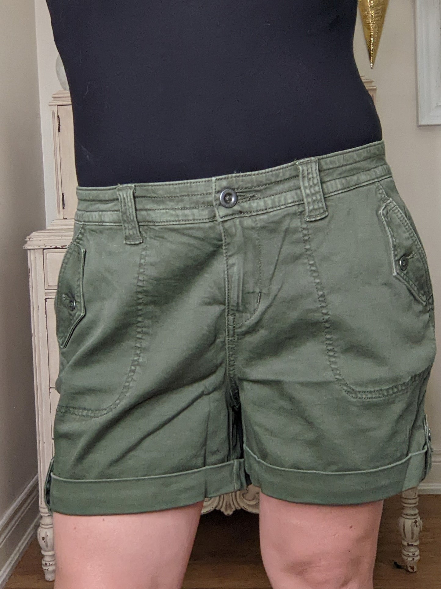 Torrid Olive Green Military High Rise Shorts NWT - Size 18