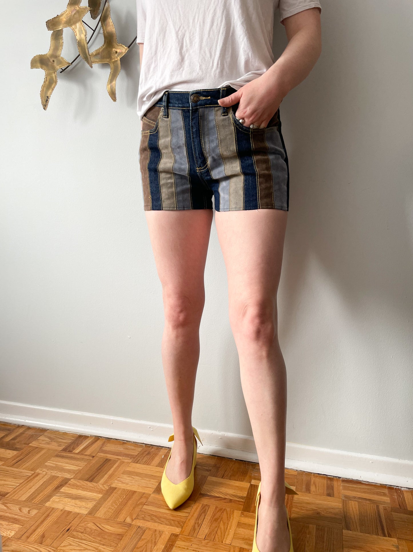 Getaway Vintage Retro Stripe Jean Shorts - Small