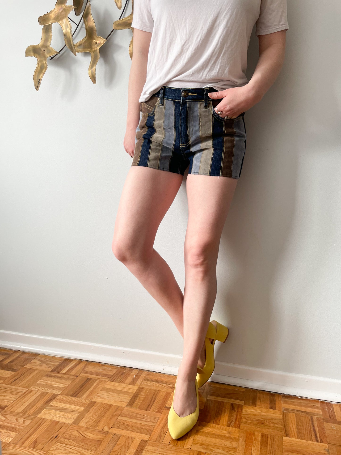 Getaway Vintage Retro Stripe Jean Shorts - Small