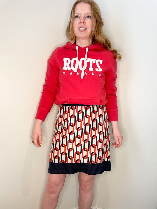 Banana Republic Red and Navy Link Silk Mini Skirt - Size 8 Petite