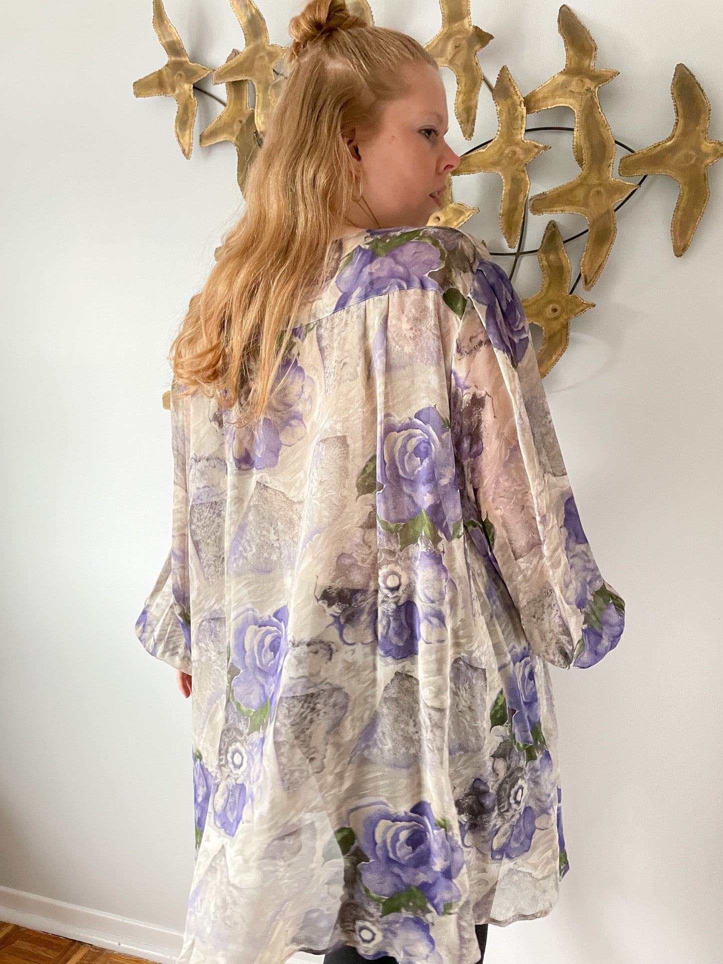 Chére Marie Vintage 100% Silk Purple Floral Balloon Sleeve Duster Shawl - XL/XXL
