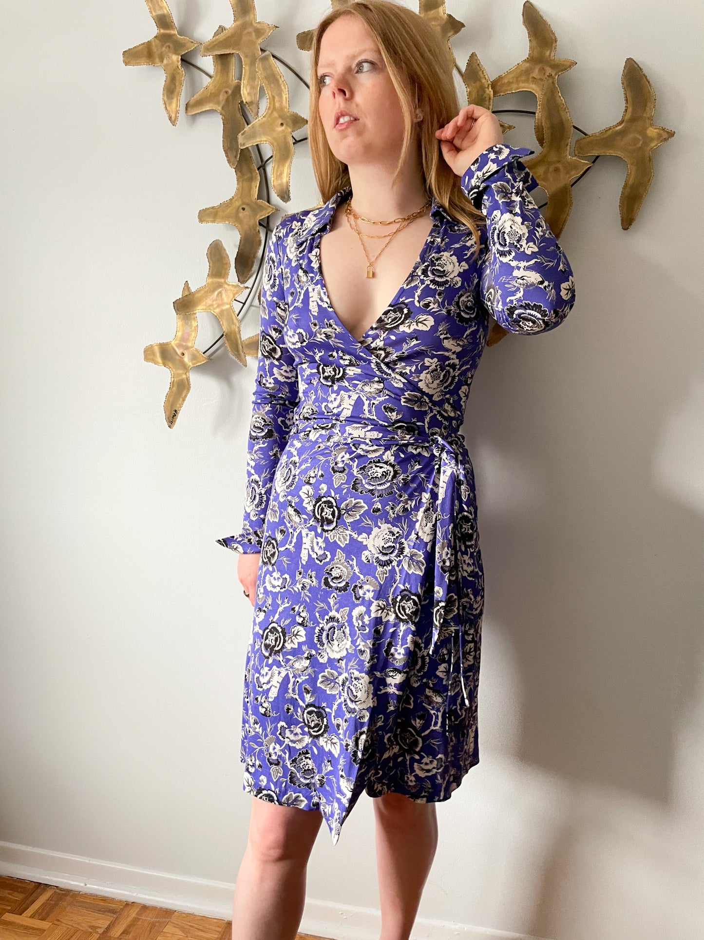 Diane Von Furstenberg Vintage Blue 100% Silk Floral Wrap Dress - Size 4 (XS/S)