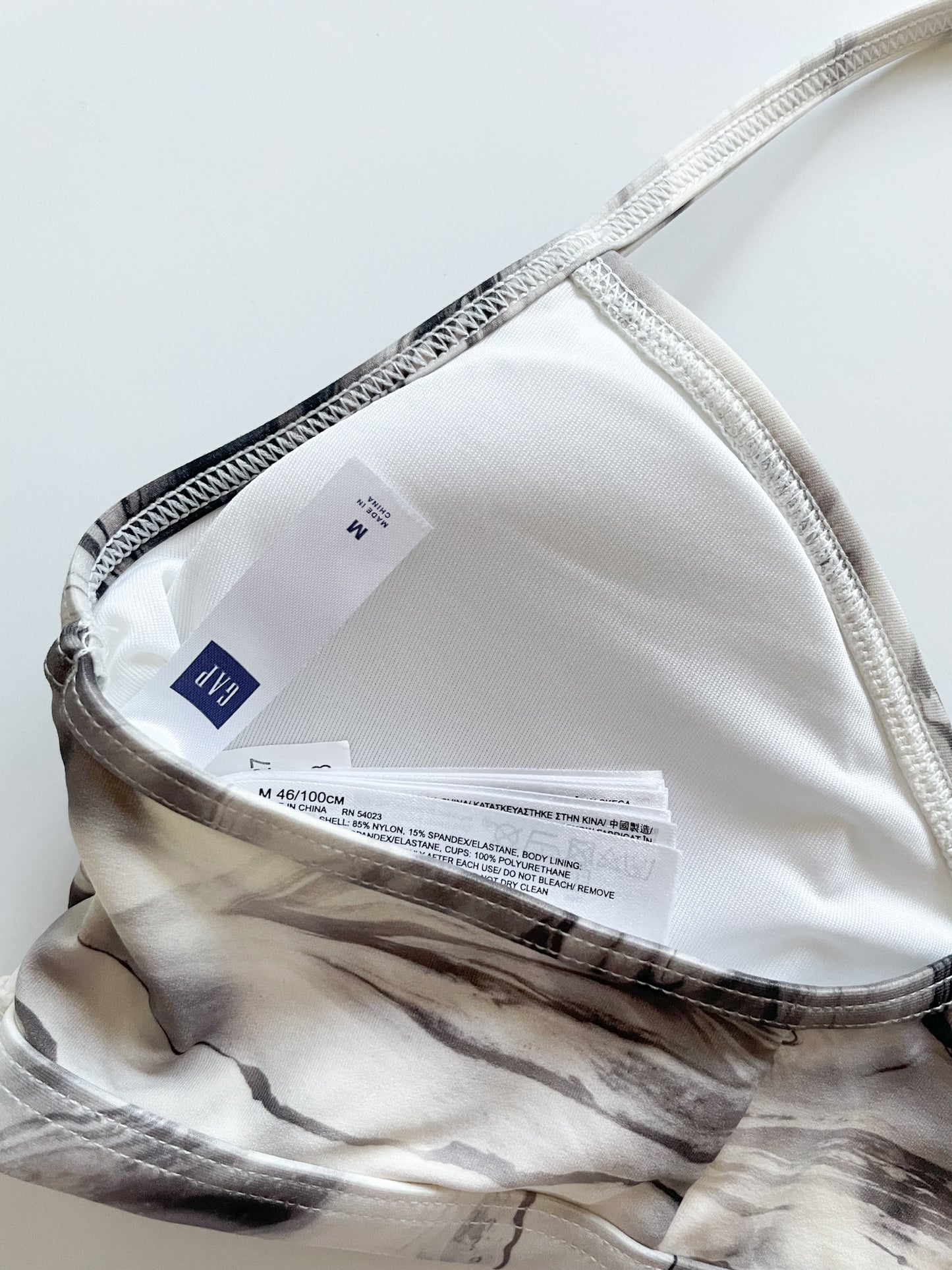 GAP Grey White Marble Scoopneck Racerback Bikini Top - Medium