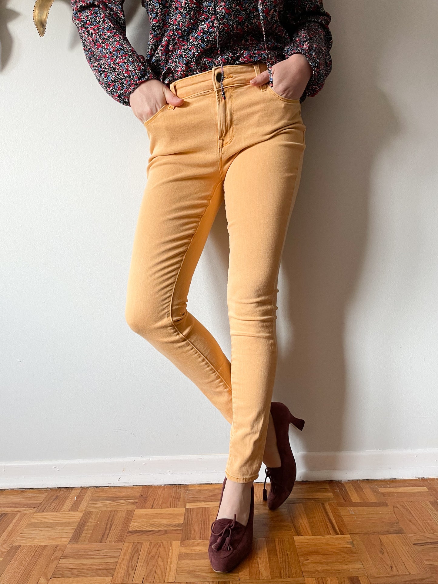 Dusty Yellow Rockstar Super Skinny  Mid Rise Stretch Jeans - Size 6
