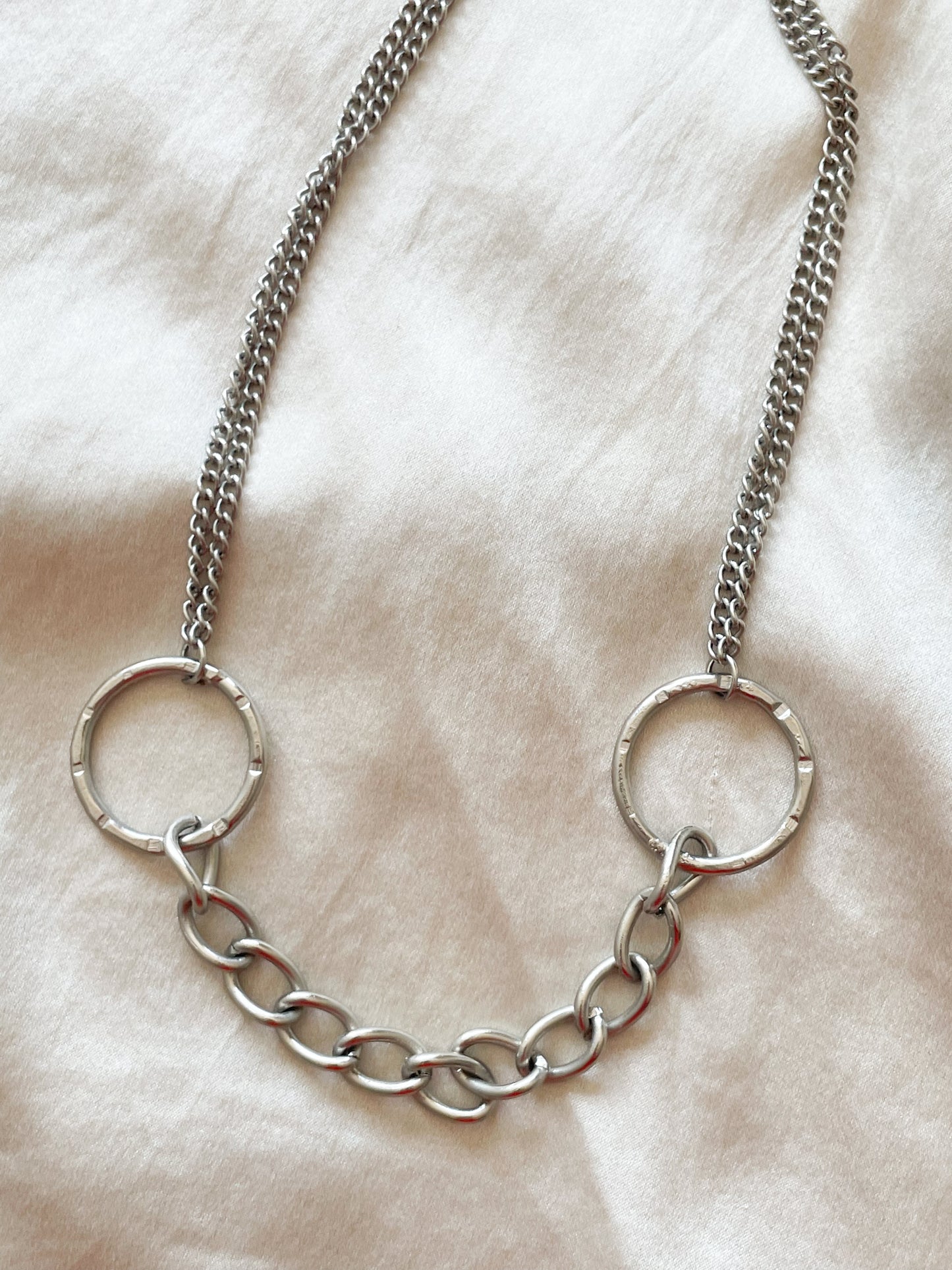 Silver Chain Loop Necklace