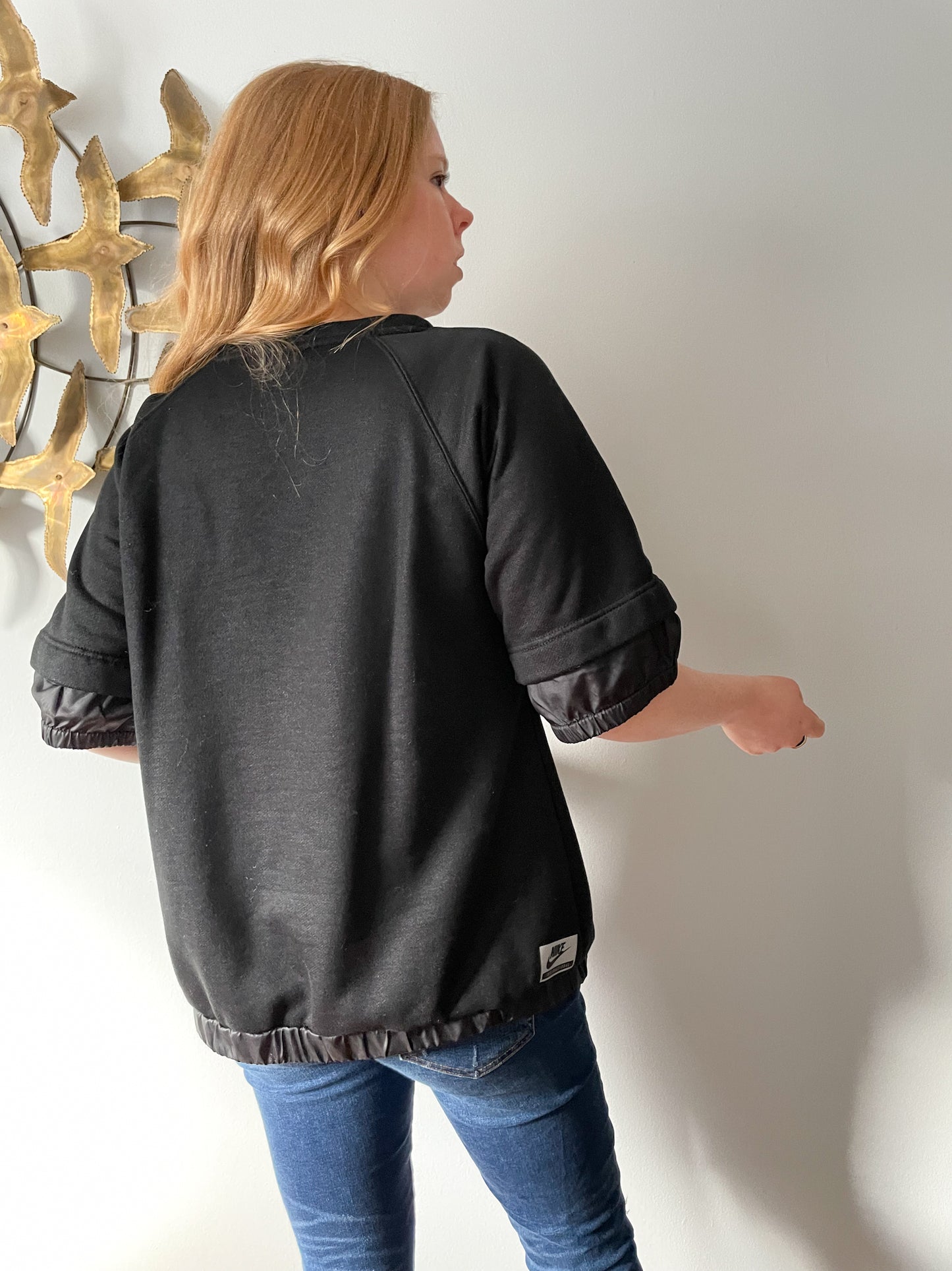 Nike Black Reflective Half Sleeve Sweater Top - M/L