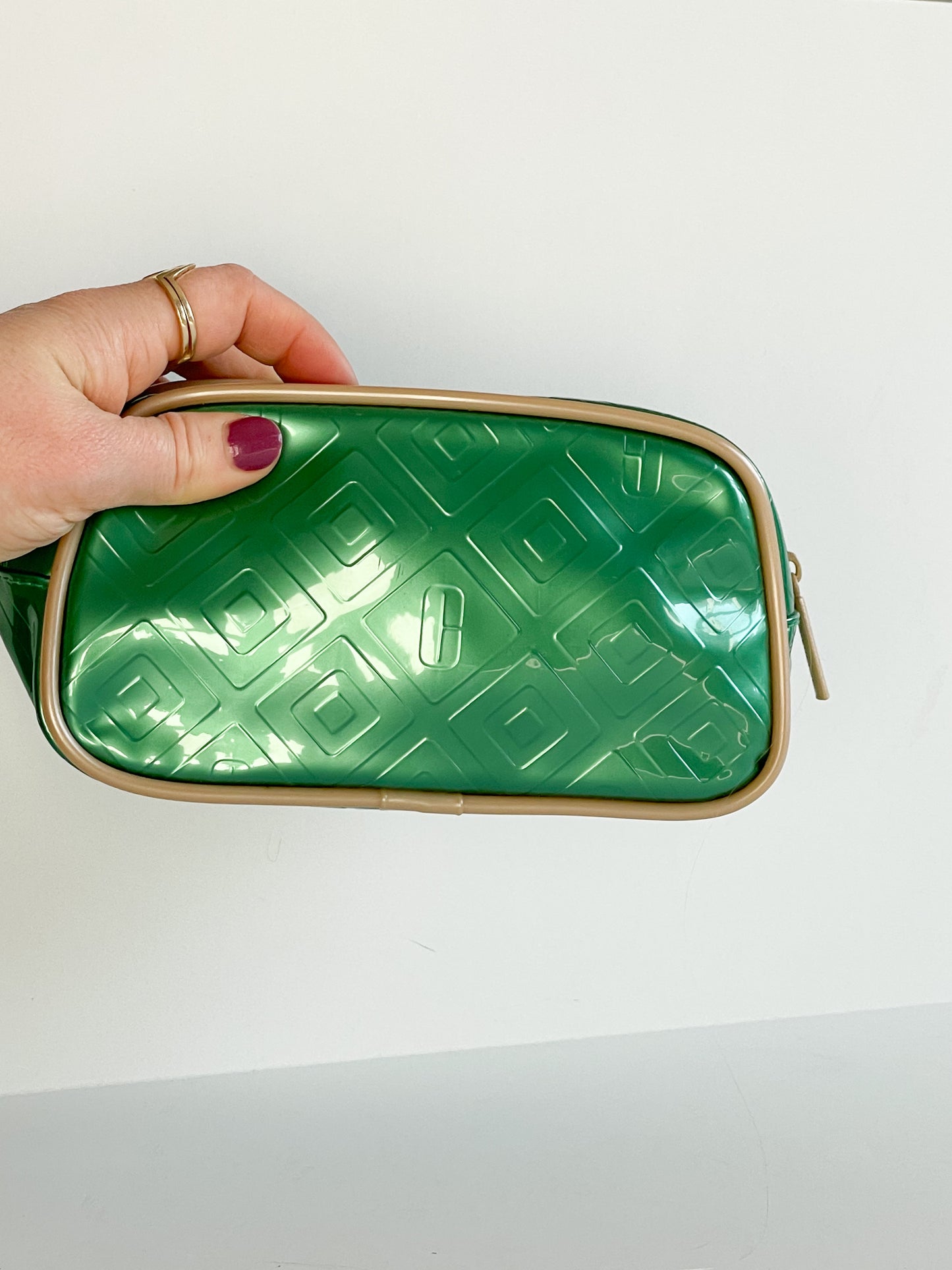 Clinique Metallic Green Lacquer Taupe Piping Toiletry Makeup Bag Clutch
