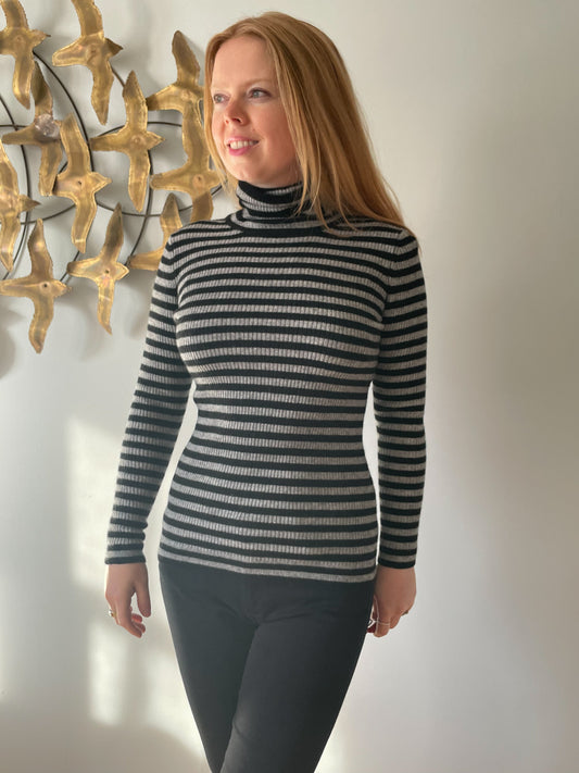 Black Grey Ribbed Knit Stretch Turtleneck Sweater - S/M/L